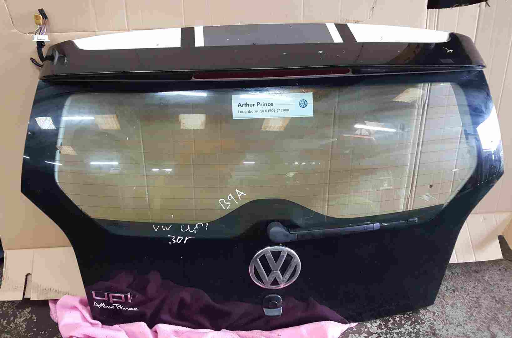Volkswagen Up 2011-2017 White LB9A Boot Llid Hatch Glass