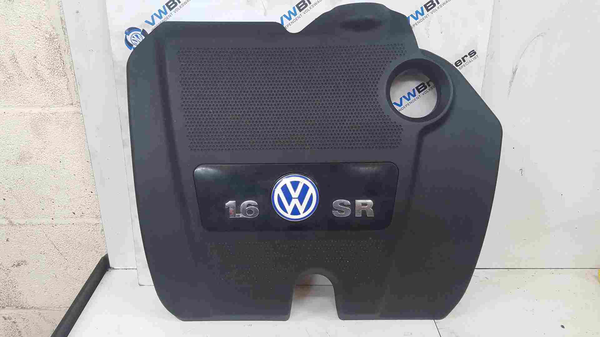 Volkswagen Beetle 1998-2006 1.6 Engine Cover Plastic 06A103925BC 06A103925BE