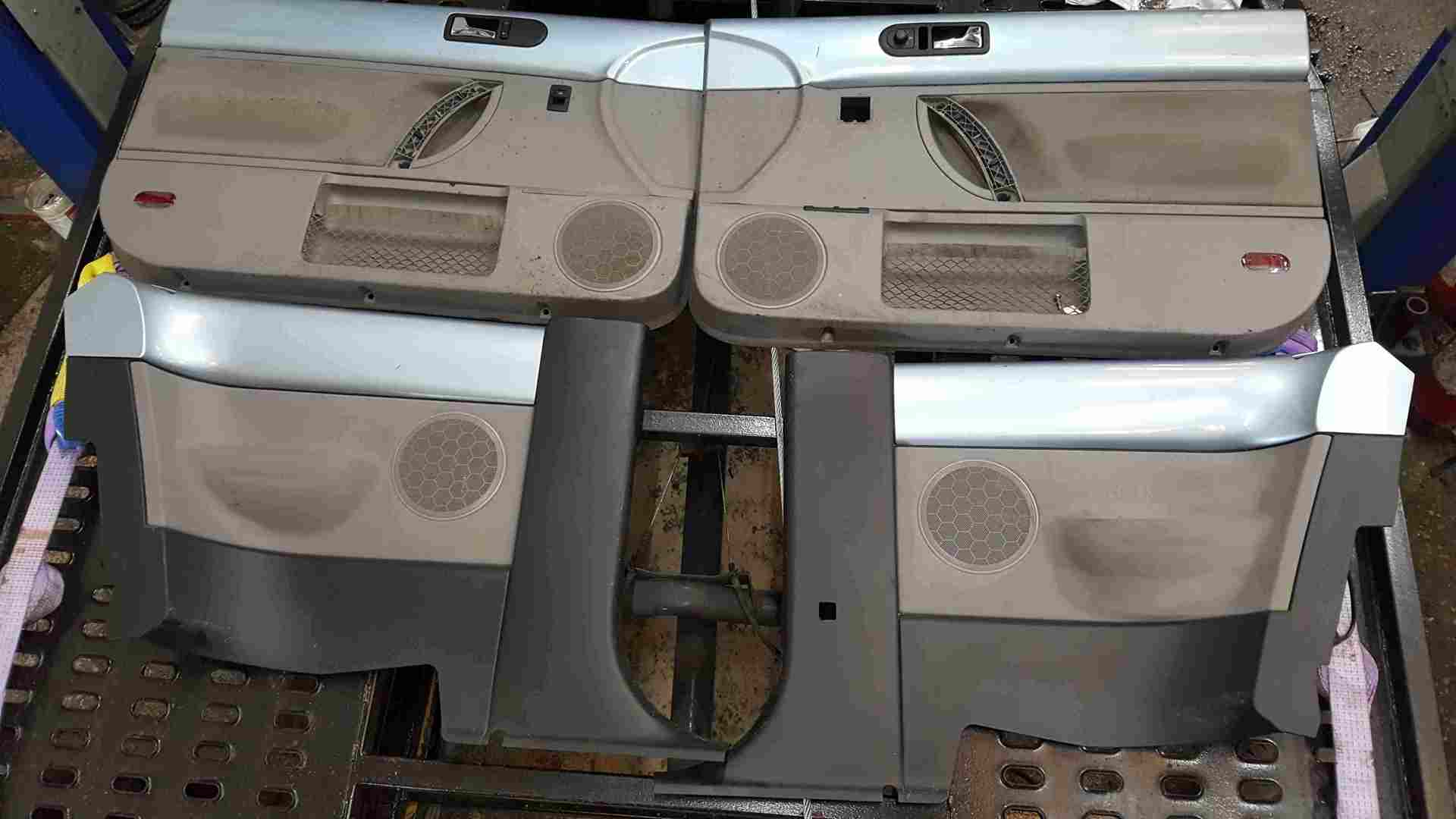 Volkswagen Beetle 1998-2006 Blue Front Door Cards X4 Set