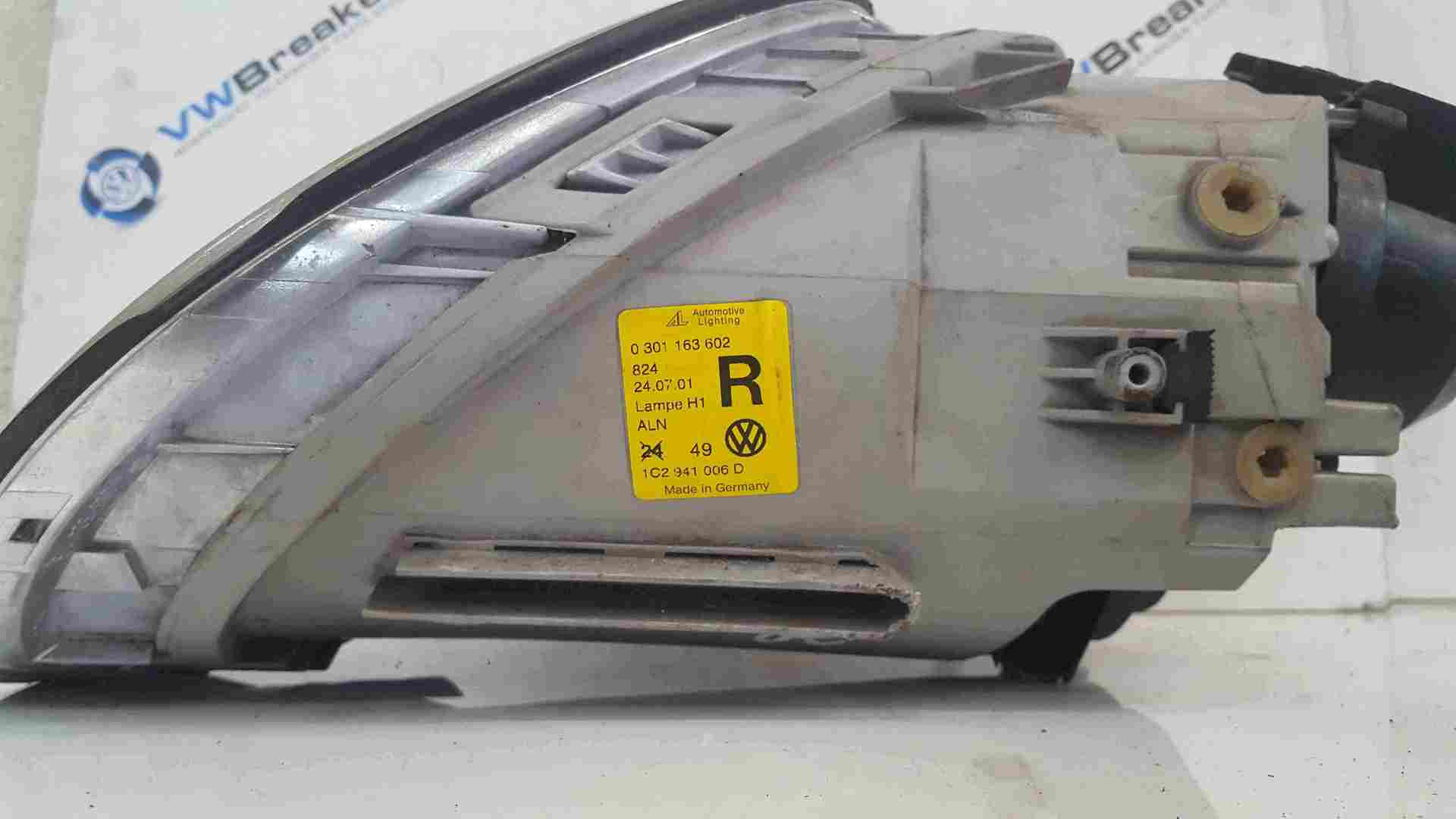 Volkswagen Beetle 2000-2006 Drivers OSF Front Headlight Cloudy 1C2941006D
