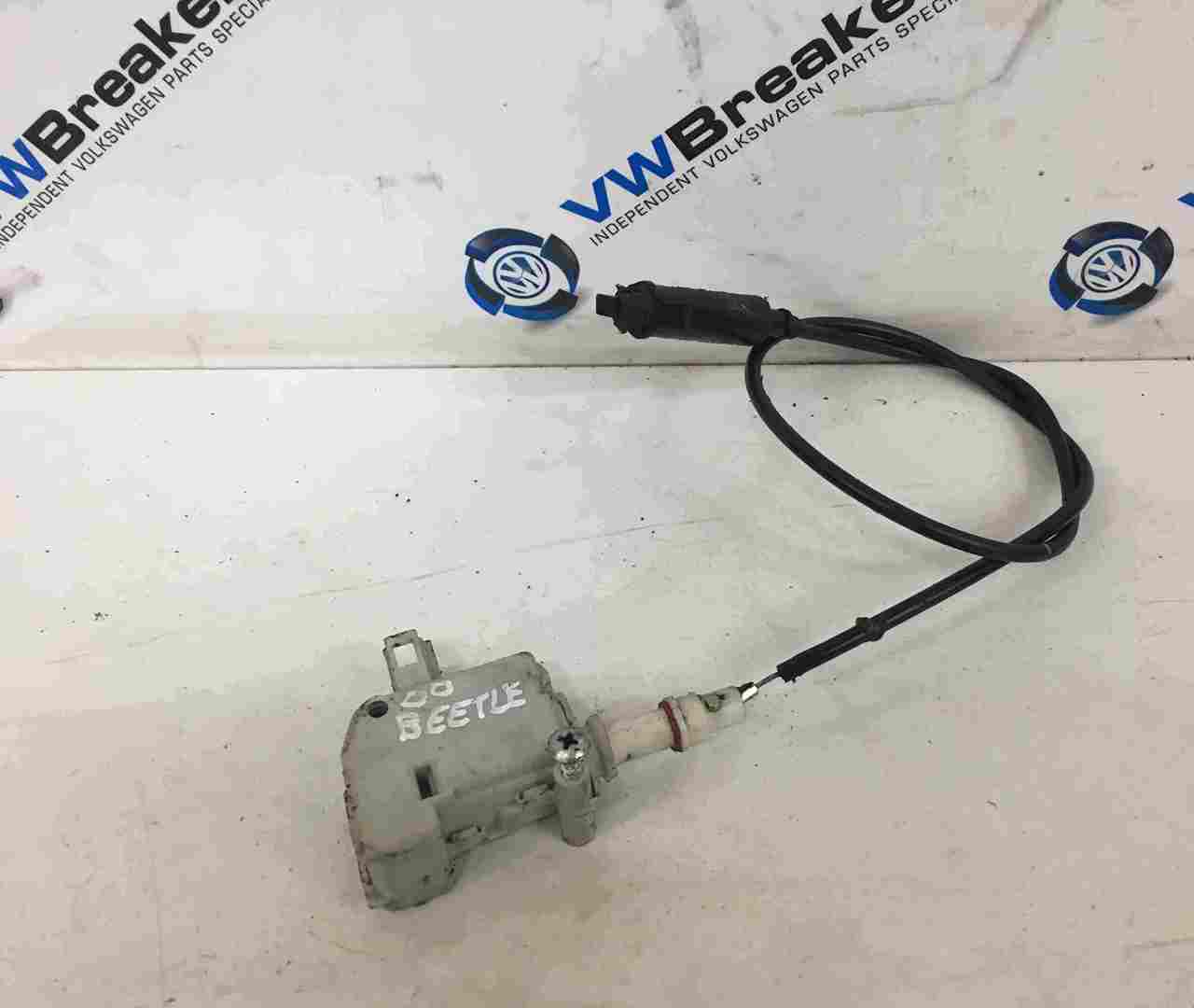 Volkswagen Beetle 1999-2006 Fuel Flap Lock Solenoid Actuator 3B0959782