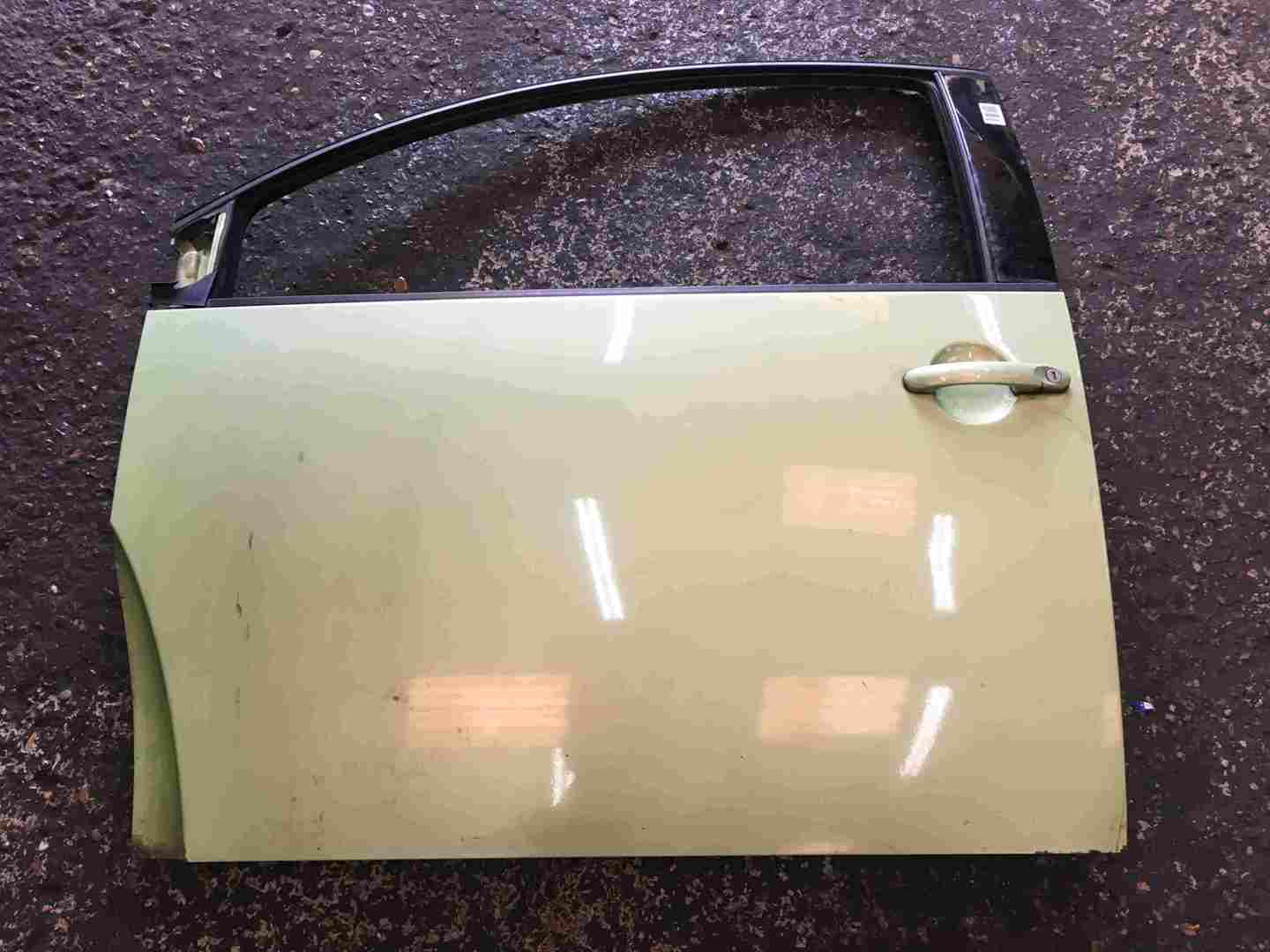 Volkswagen Beetle 1999-2006 Passenger NSF Front Green Door LG6V