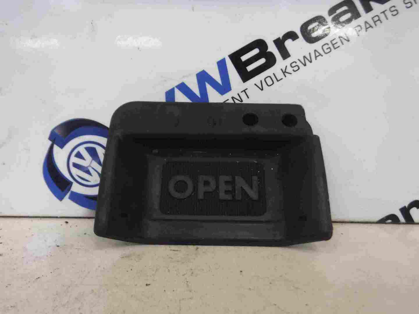 Volkswagen Beetle 1999-2006 Steering Column Rubber Height Adjuster Pull Handle