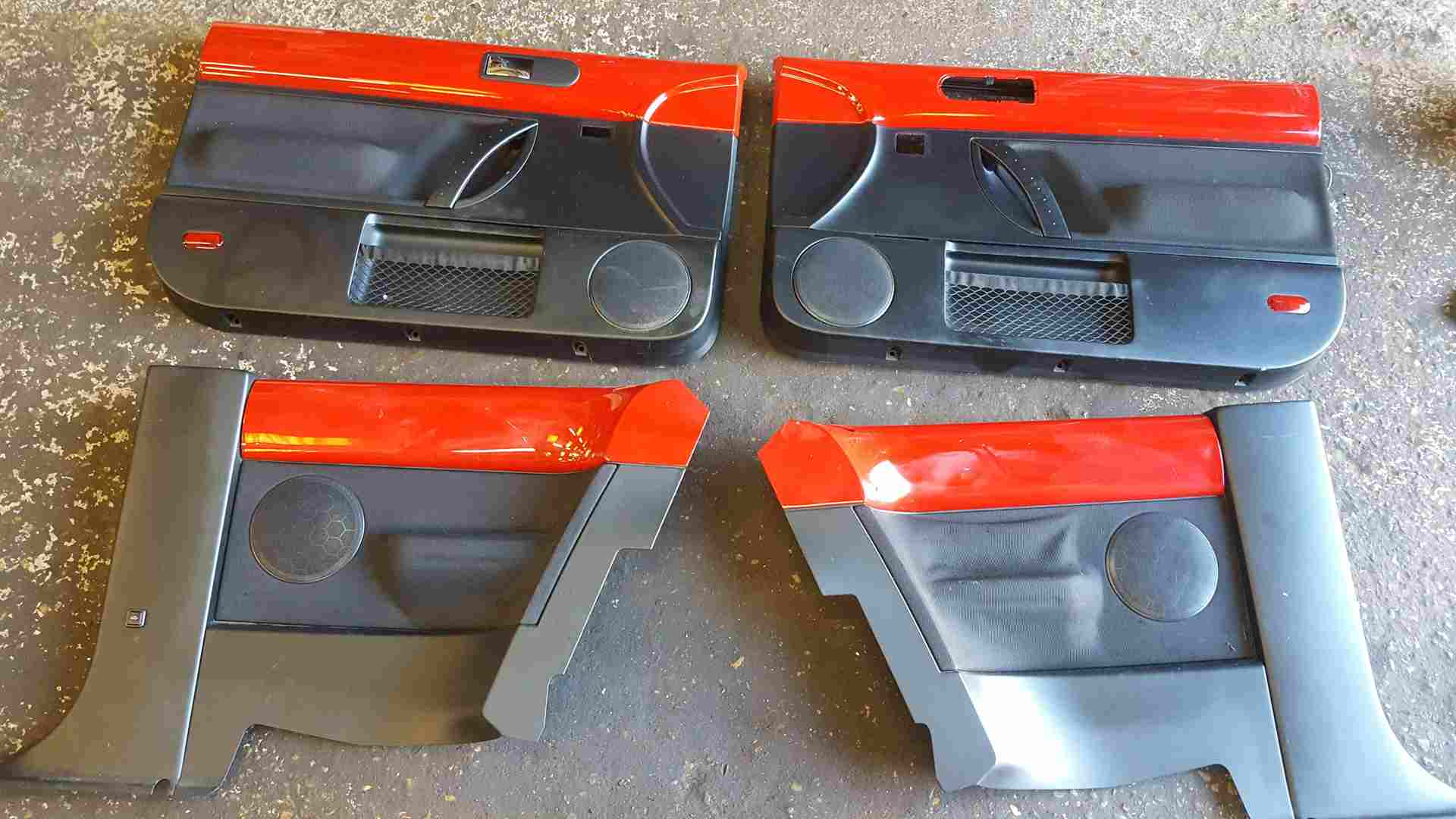 Volkswagen Beetle 2006-2011 Interior Door Card SET Red Black Trim Cards