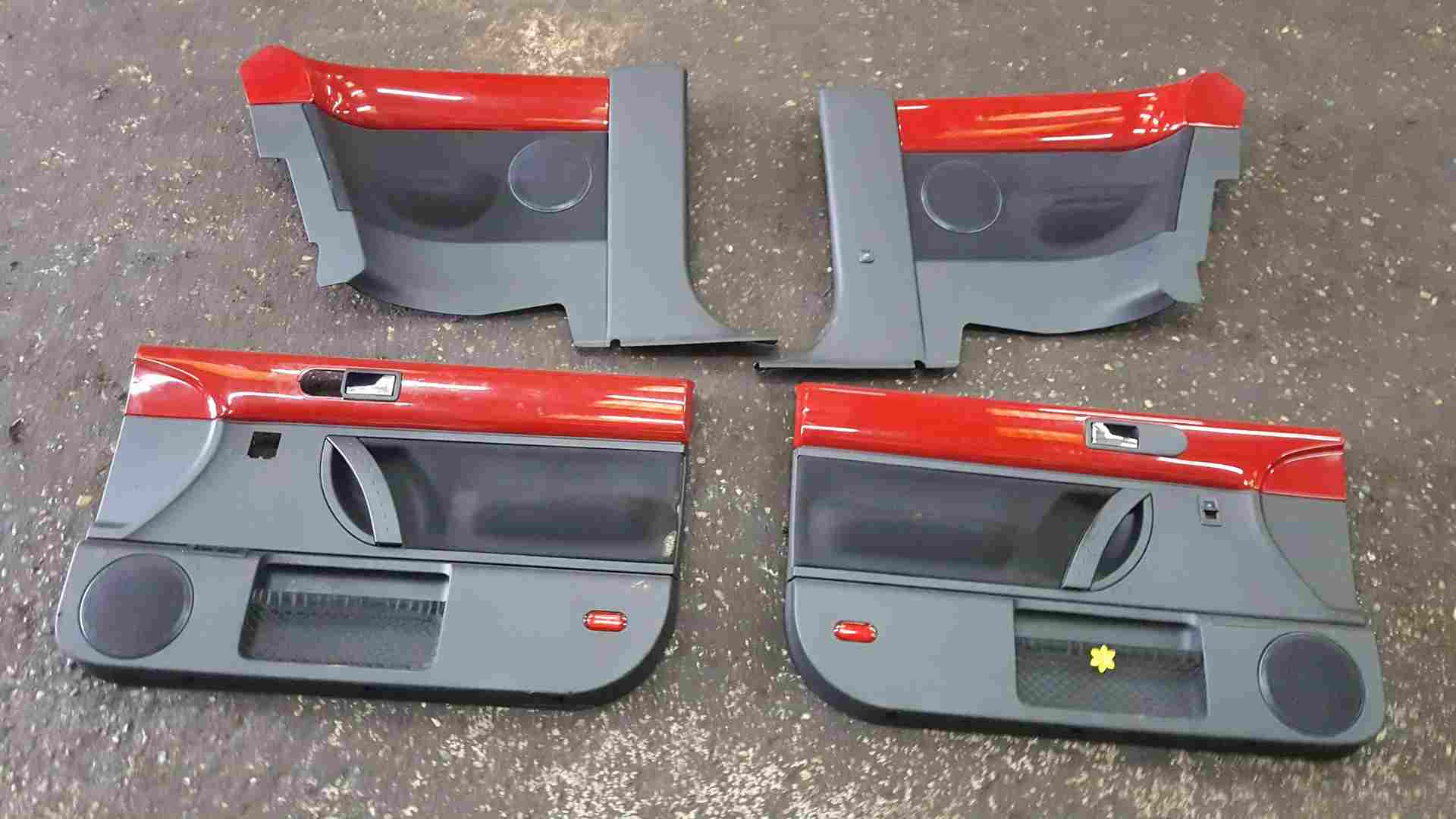 Volkswagen Beetle 2006-2011 Interior Door Card SET Red Black Trim Cards