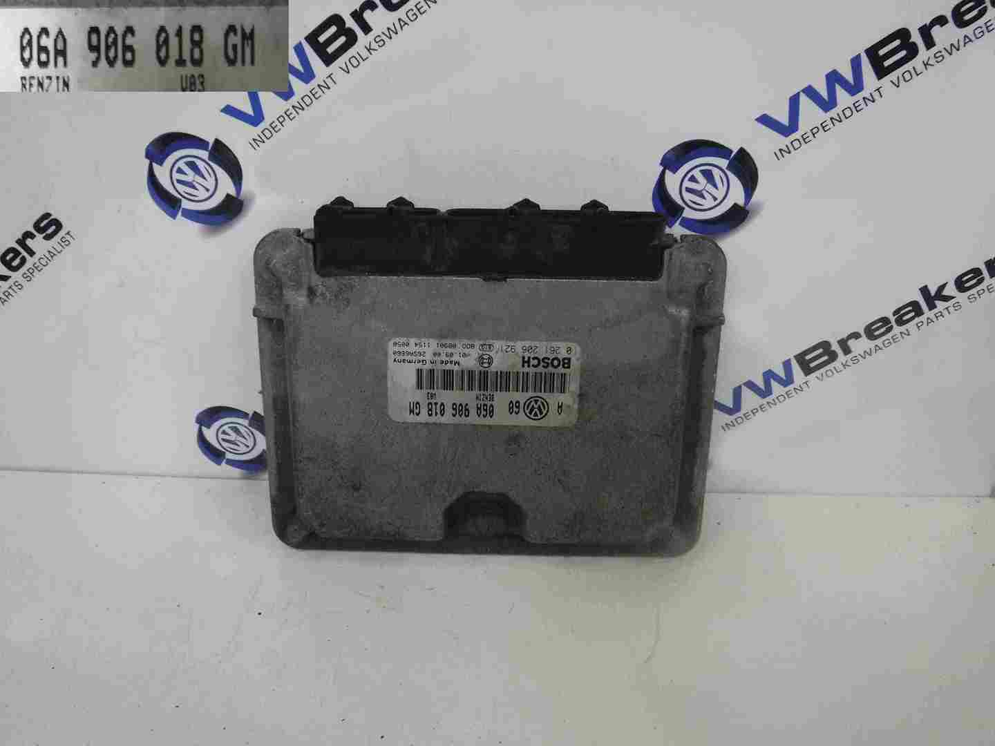 Volkswagen Bora 1998-2005 Engine Control Unit 06A906018GM