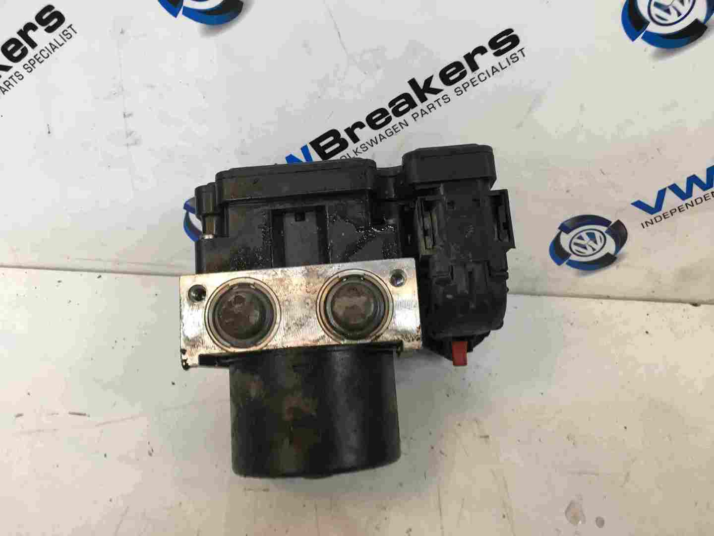 Volkswagen Caddy 2004-2010 1.9 TDI ABS Pump Braking System 1K0907379AF