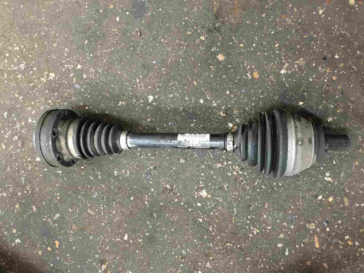 Volkswagen Caddy 2004-2010 1.9 TDI Passenger NSF Driveshaft 2K3407271B