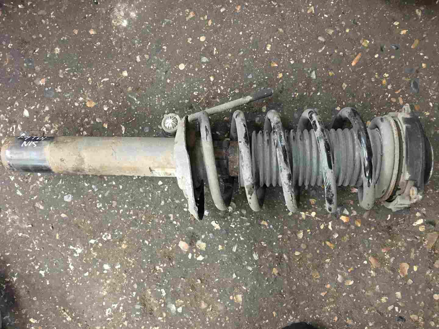 Volkswagen Caddy 20042010 1.9 TDI Passenger NSF Front Shock Strut