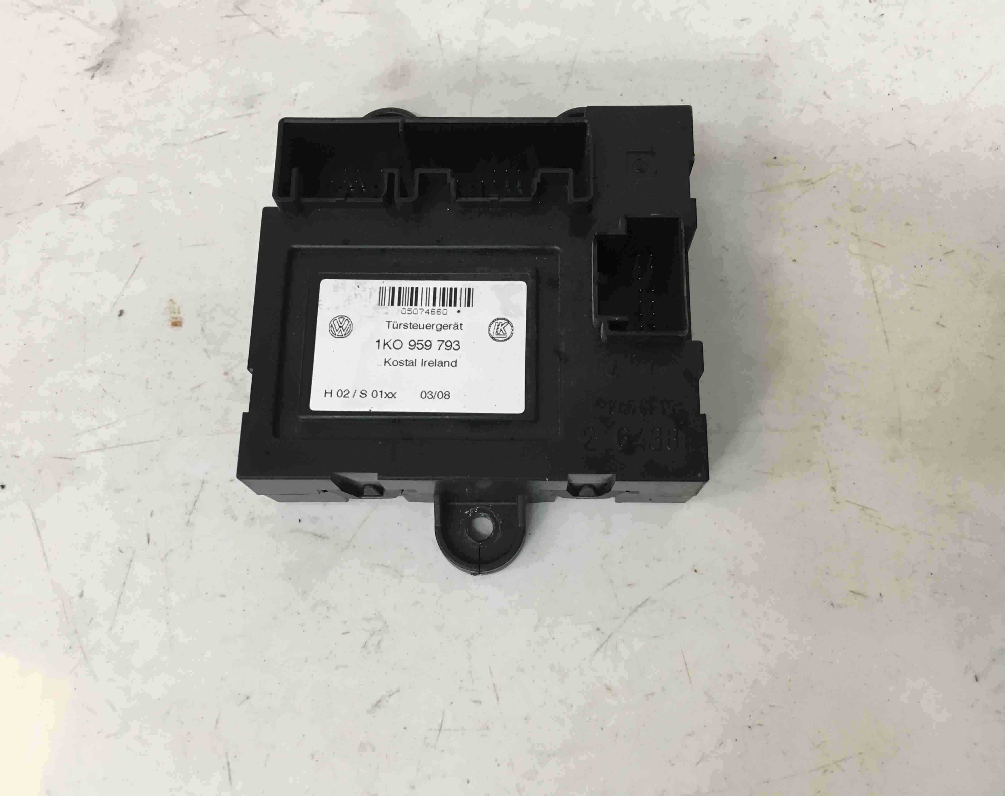 Volkswagen Caddy 2004-2010 Drivers OSF Front Window Module Control 1K0959793