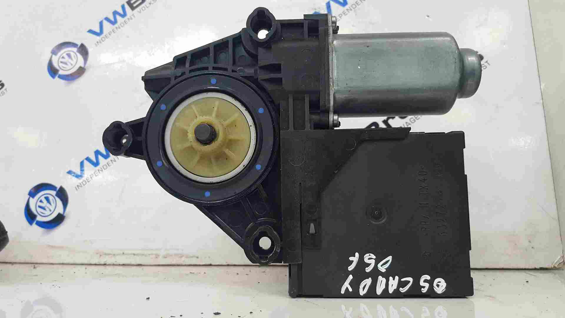 Volkswagen Caddy 20042010 Drivers Window Motor 1T0959701t 5K0959793