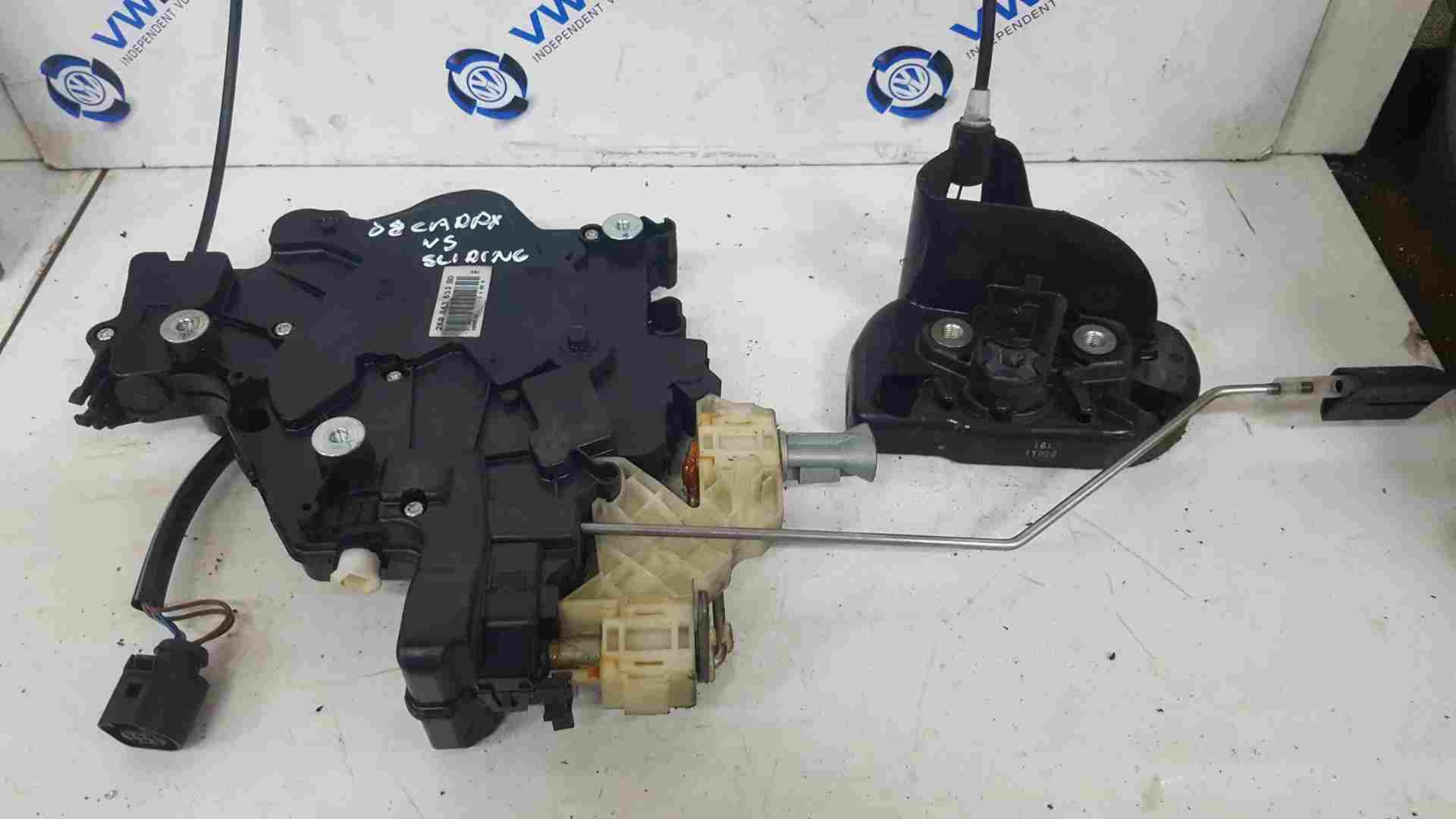 Volkswagen Caddy 2004-2010 Passenger Ns Sliding Door Lock Mechanism 2K0843653bd