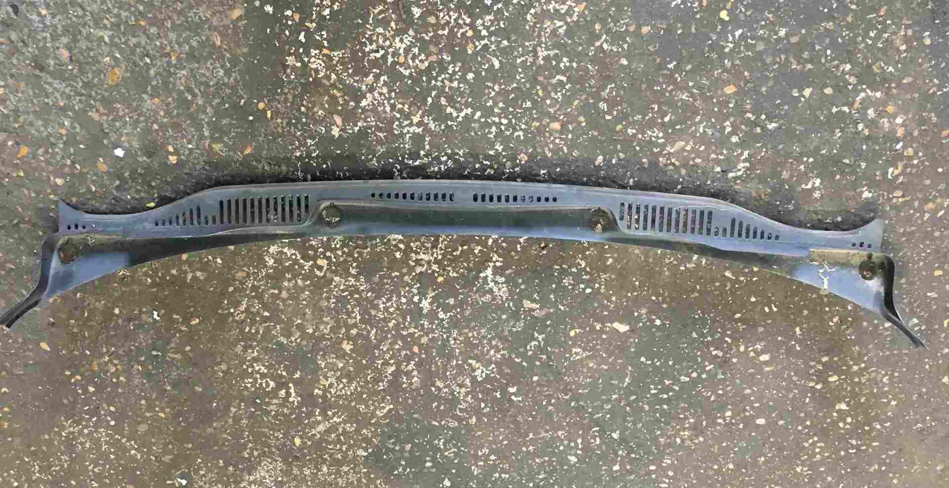 Volkswagen Caddy 20042010 Windscreen Washer Wiper Scuttle Panel