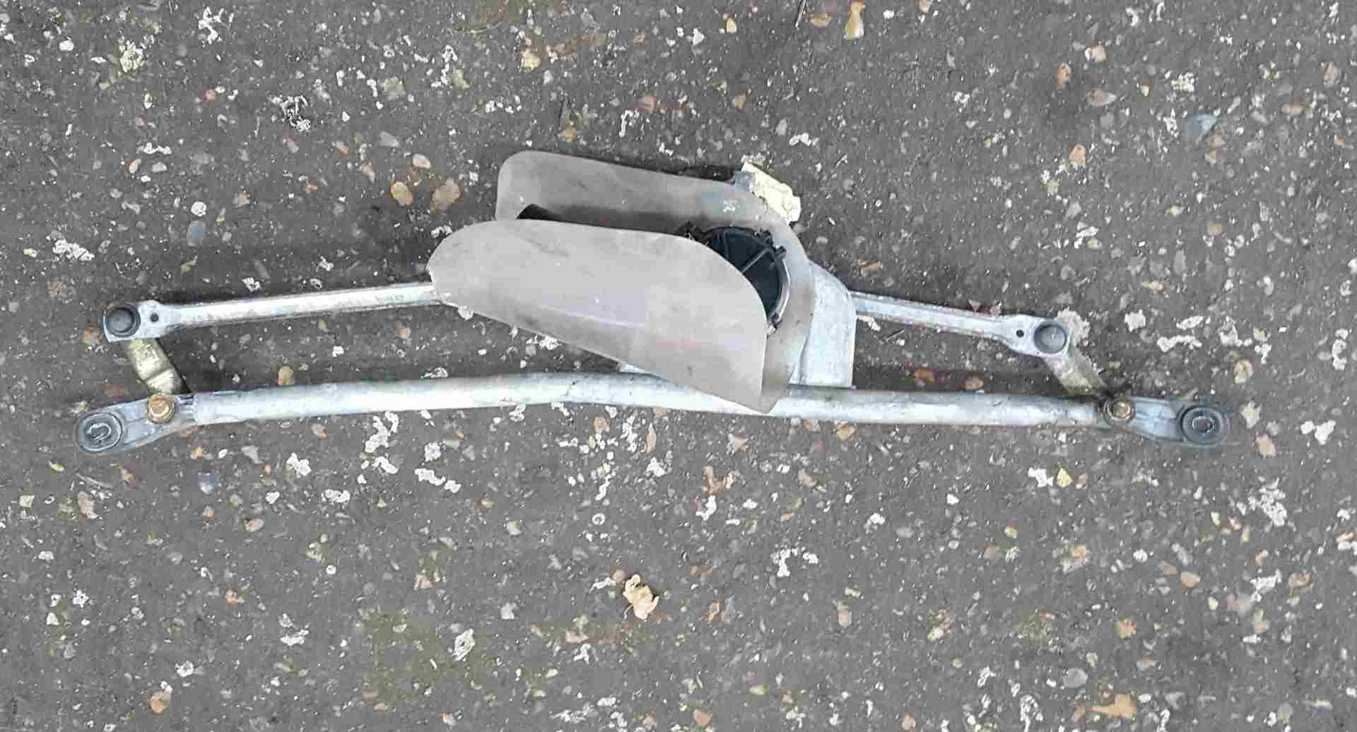 Volkswagen Caddy 9K 1996-2004 Windscreen Wiper Motor + Linkage 6K2955023E