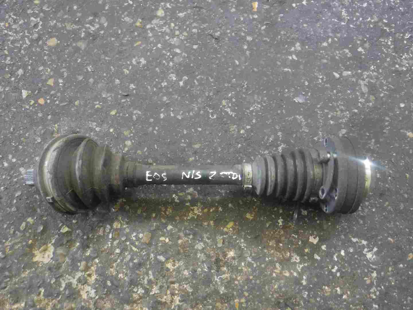 Volkswagen EOS 2005-2016 2.0 TDi Passenger NSF Front Driveshaft