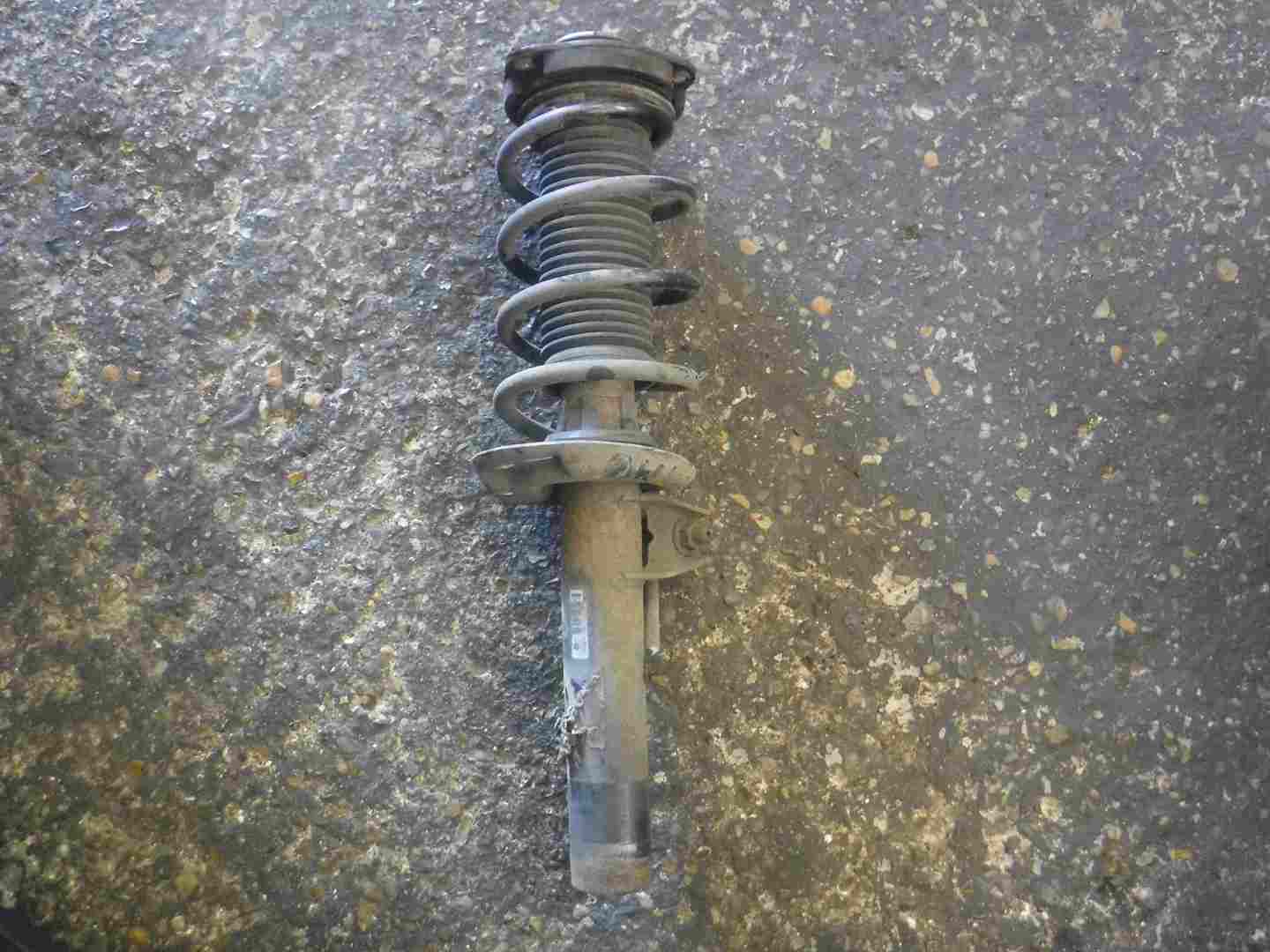 Volkswagen EOS 2005-2016 2.0 TDi Passenger NSF Front Spring Strut Leg