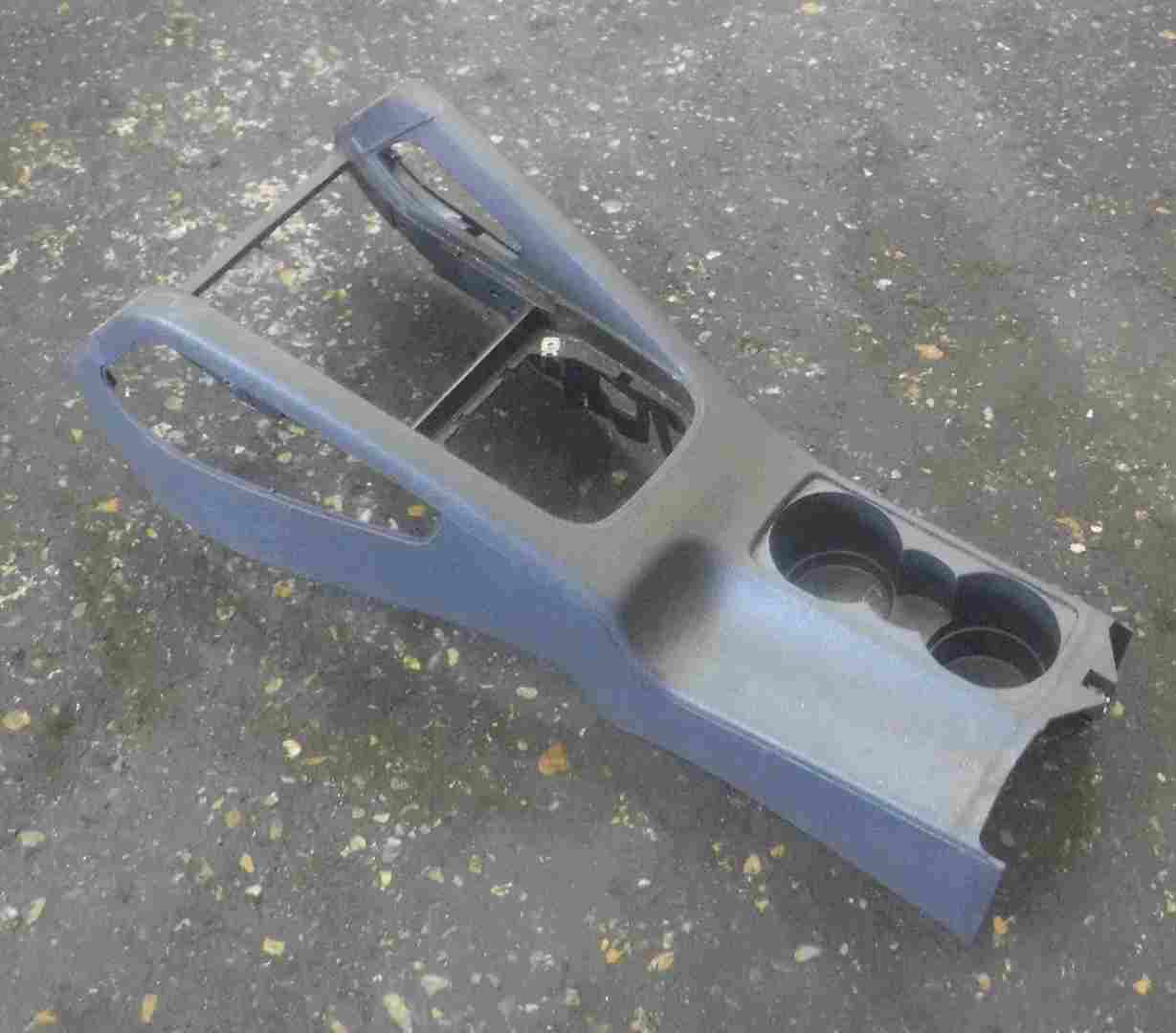 Volkswagen EOS 2005-2016 Centre Console With Cup Holders 1K0863243A