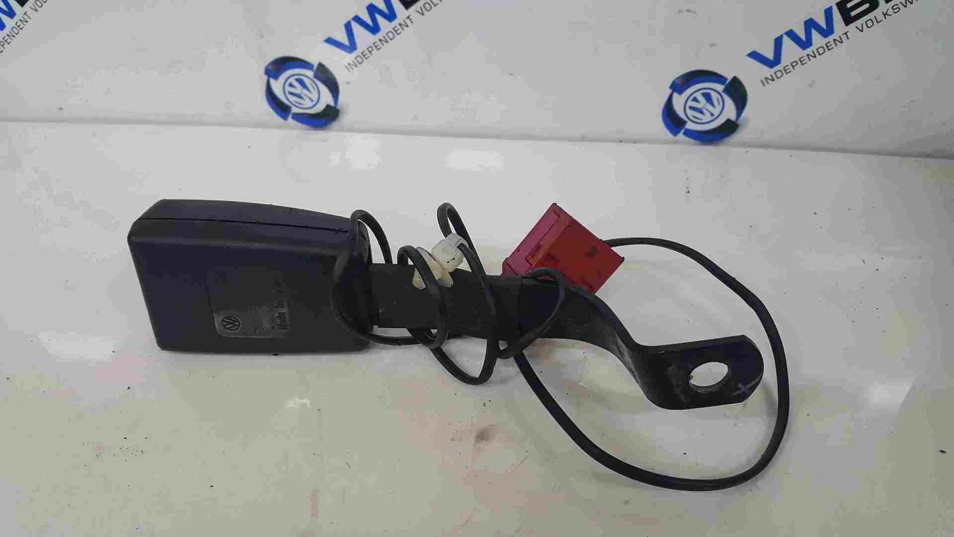 Volkswagen Fox 2005-2011 Drivers OSF Front Seat Belt Buckle Anchor 5Z0857756FCN
