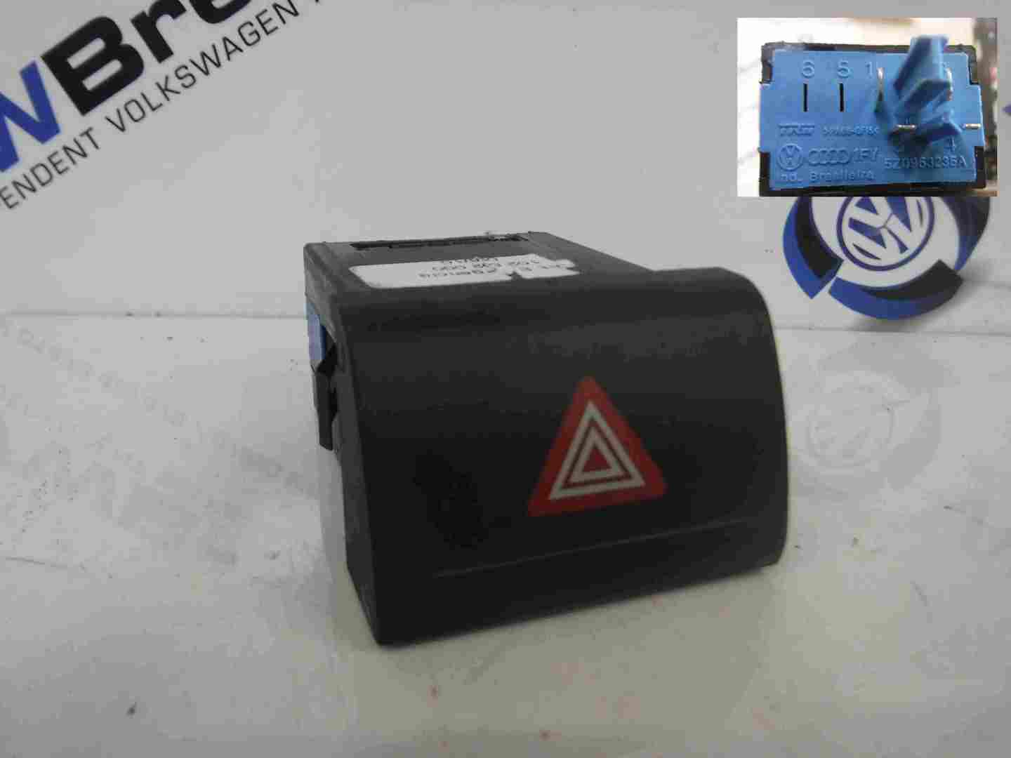 Volkswagen Fox 2005-2011 Hazard Warning Switch 5Z0953235A