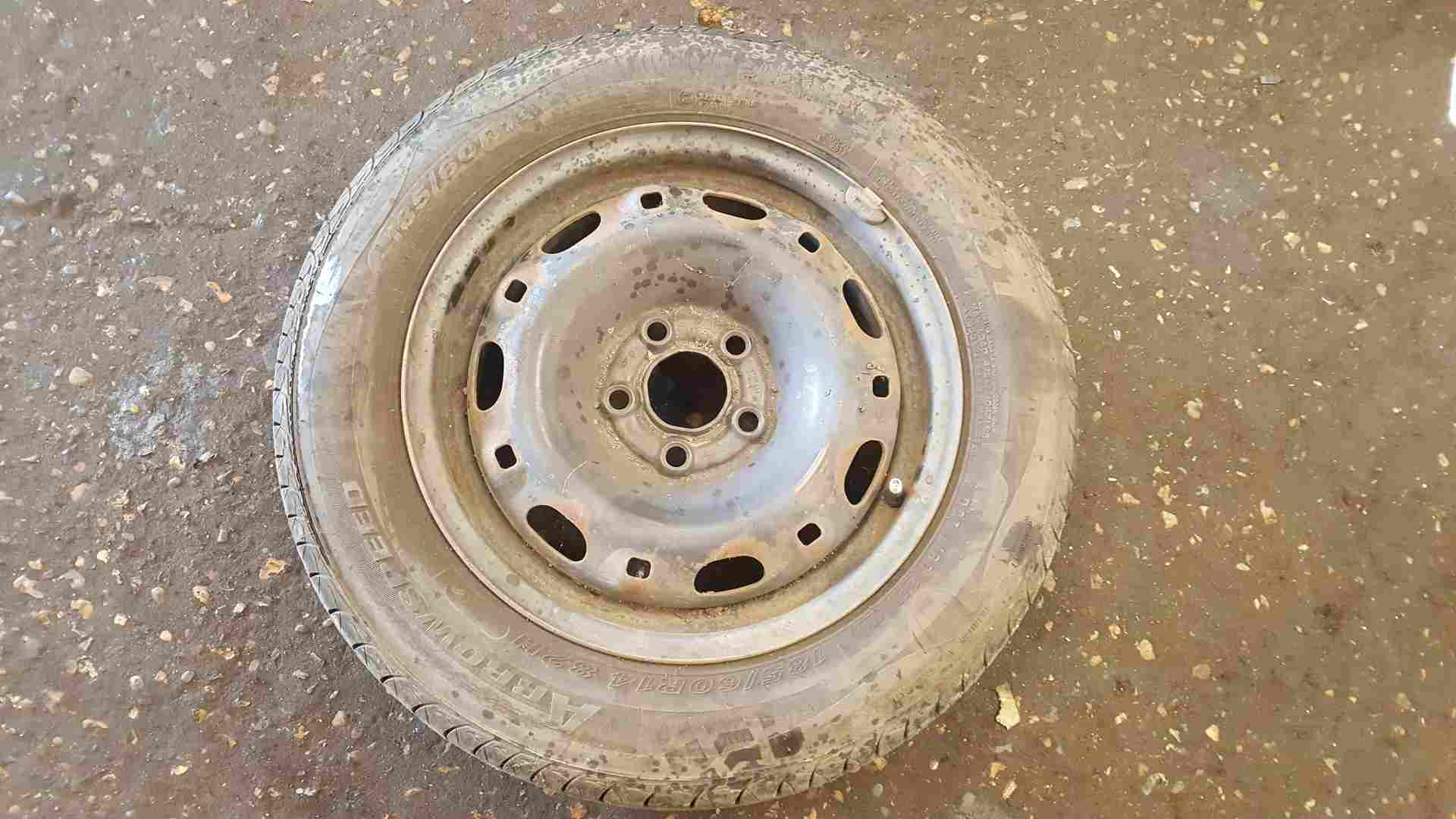 Volkswagen FOX MK1 2005-2011 Steel Wheel RIM Tyre 185 60 14 6mm 3/5