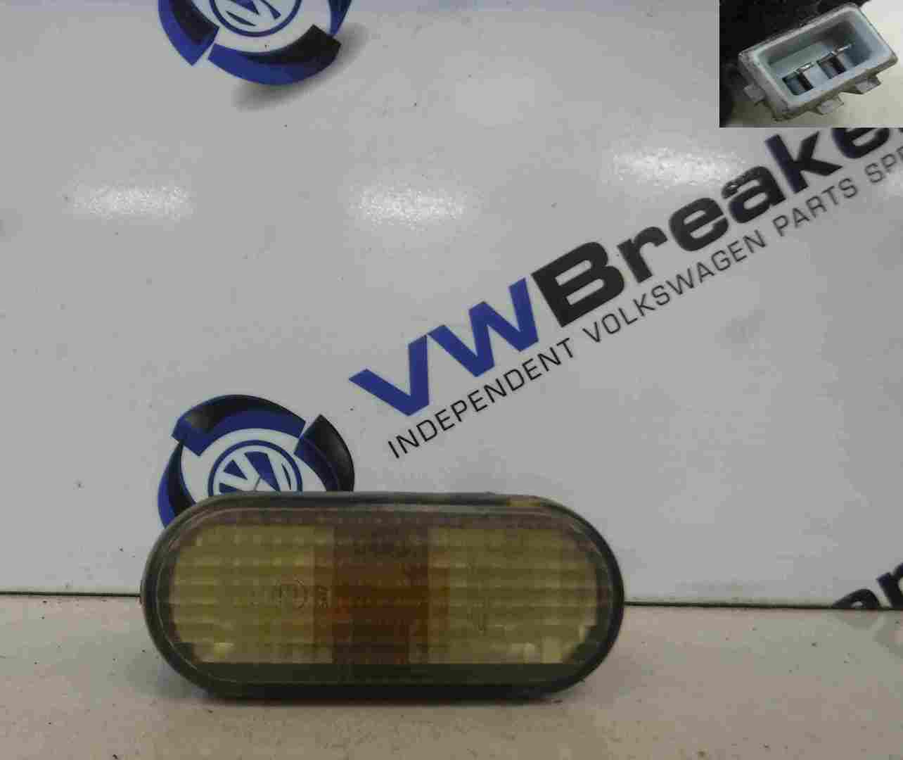 Volkswagen Golf MK3 1991-1999 Drivers OS Wing Side Repeater Indicator Light