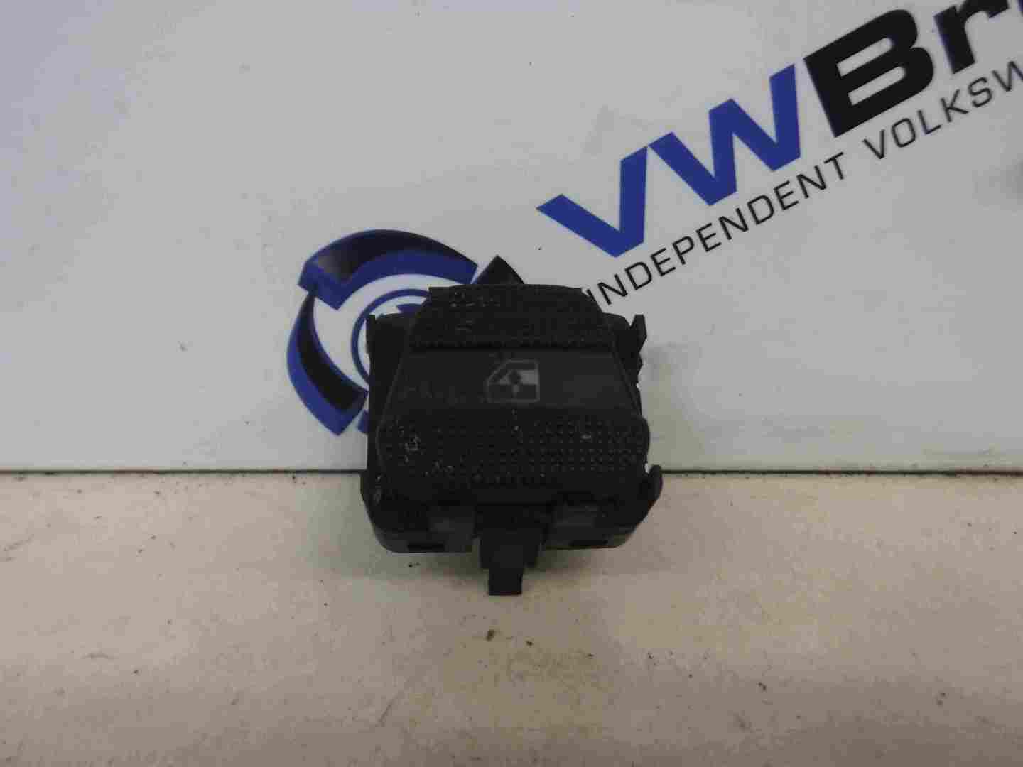 Volkswagen Golf MK3 1991-1999 Passenger NSF Front Window Switch
