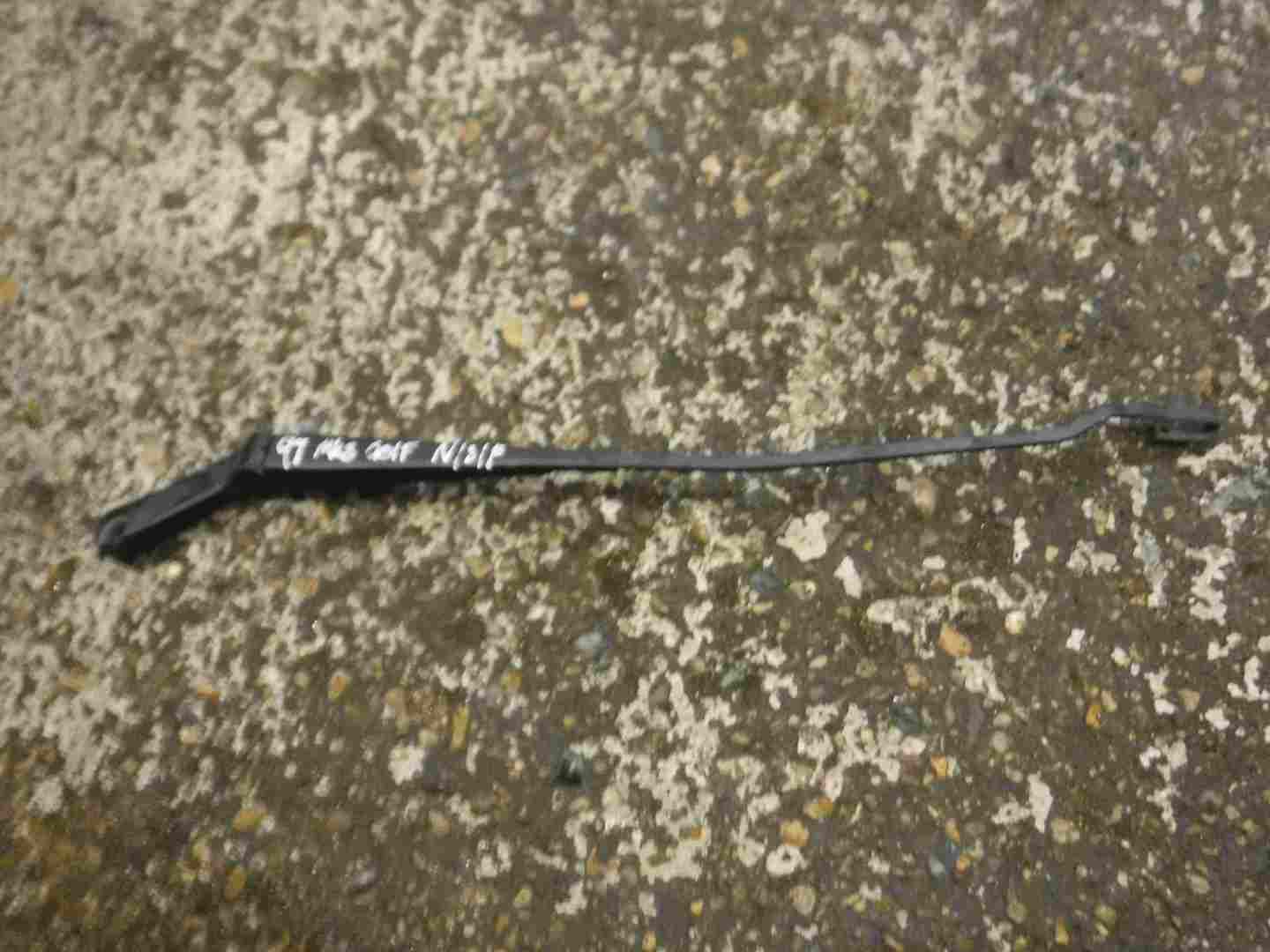 Volkswagen Golf MK3 1991-1999 VR6 Passenger NSF Front Wiper Arm