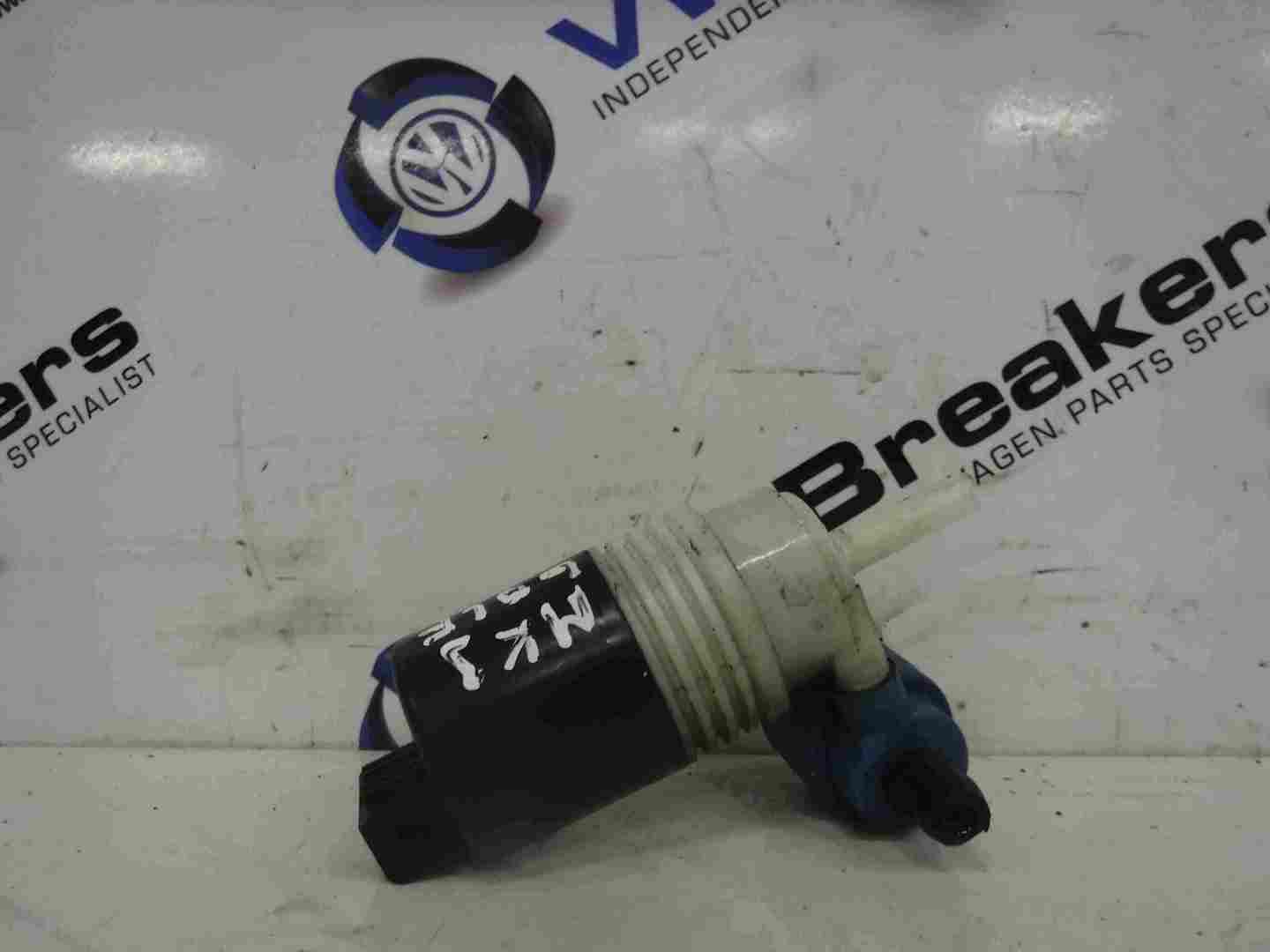 Volkswagen Golf MK3 1991-1999 Windscreen Washer Pump