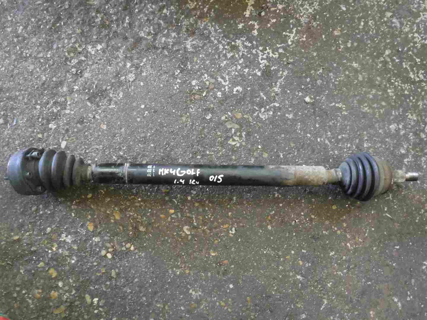 Volkswagen Golf MK4 1997-2004 1.4 16v Drivers OSF Front Driveshaft