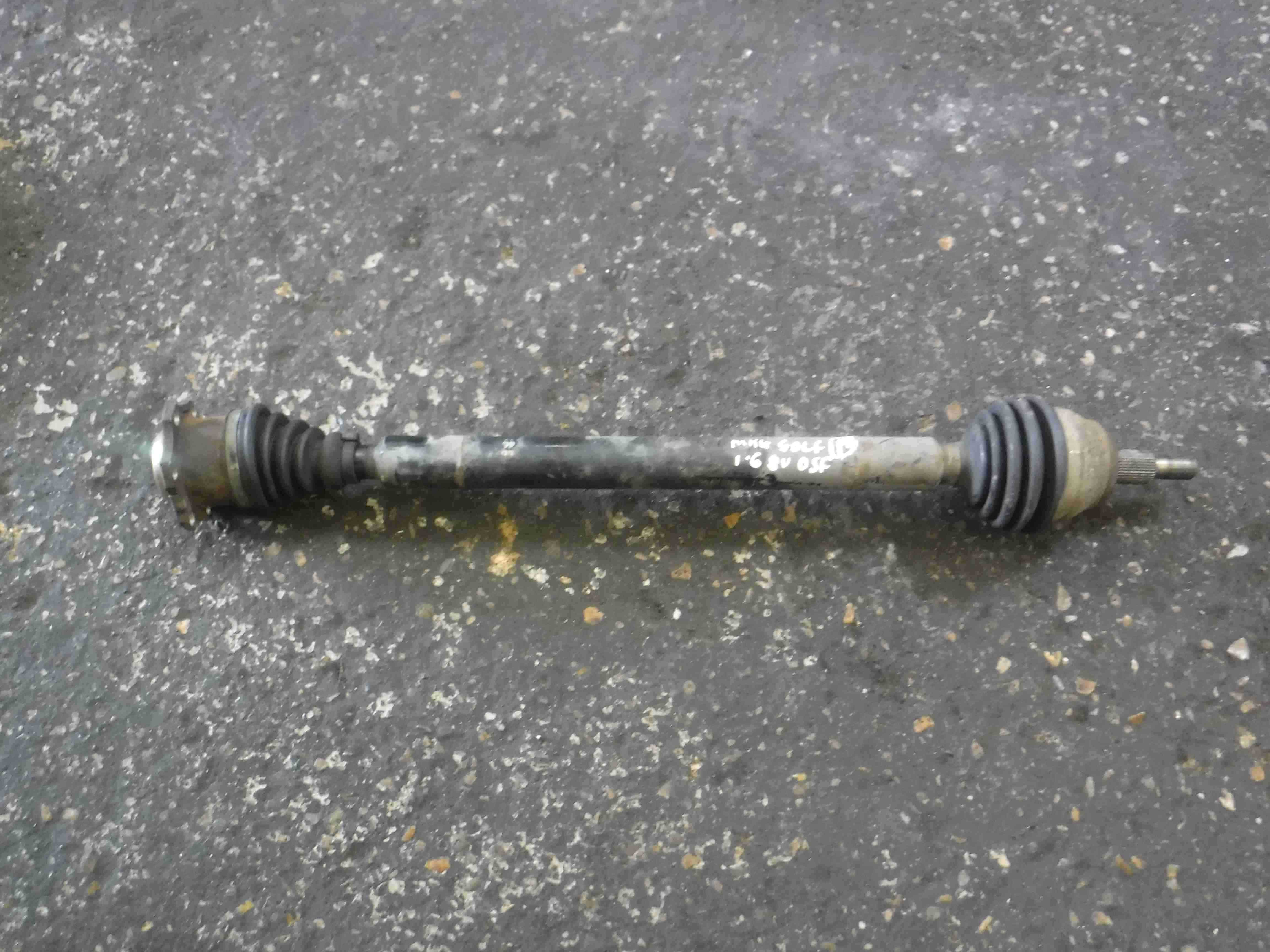 Volkswagen Golf MK4 1997-2004 1.6 8v Drivers OSF Front Driveshaft Automatic Auto