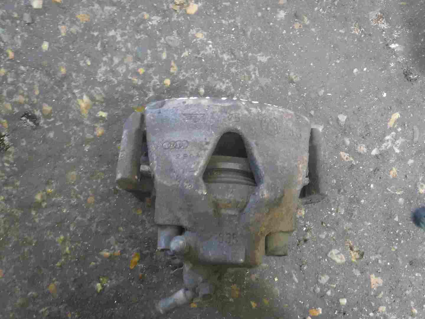 Volkswagen Golf MK4 1997-2004 1.8T Drivers OSF Front Brake Caliper 635