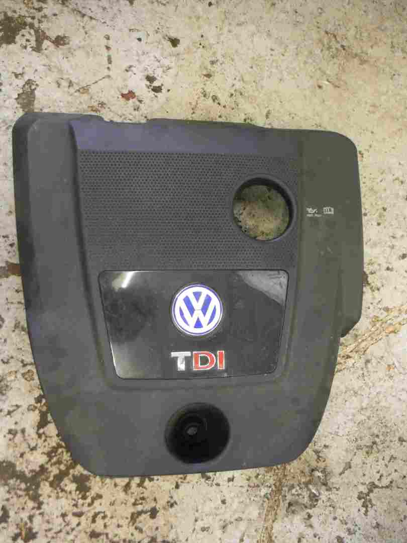 Volkswagen Golf MK4 1997-2004 1.9 TDI Engine Cover Plastic Trim 038103825
