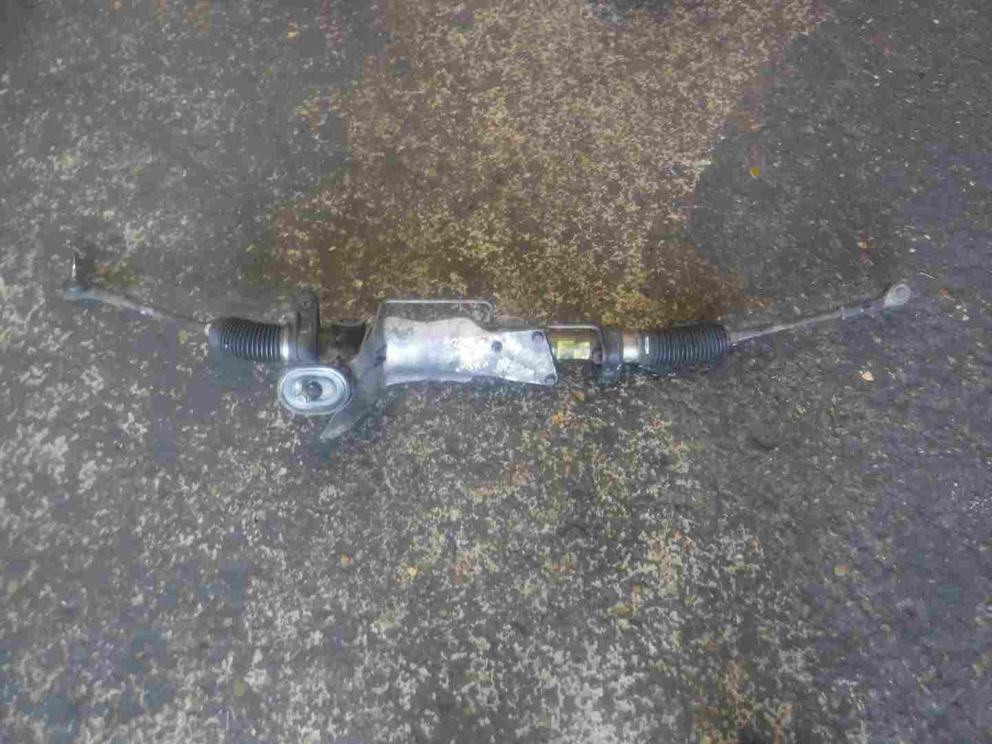 Volkswagen Golf MK4 1997-2004 2.3 Power Steering Rack 1J2422105DE