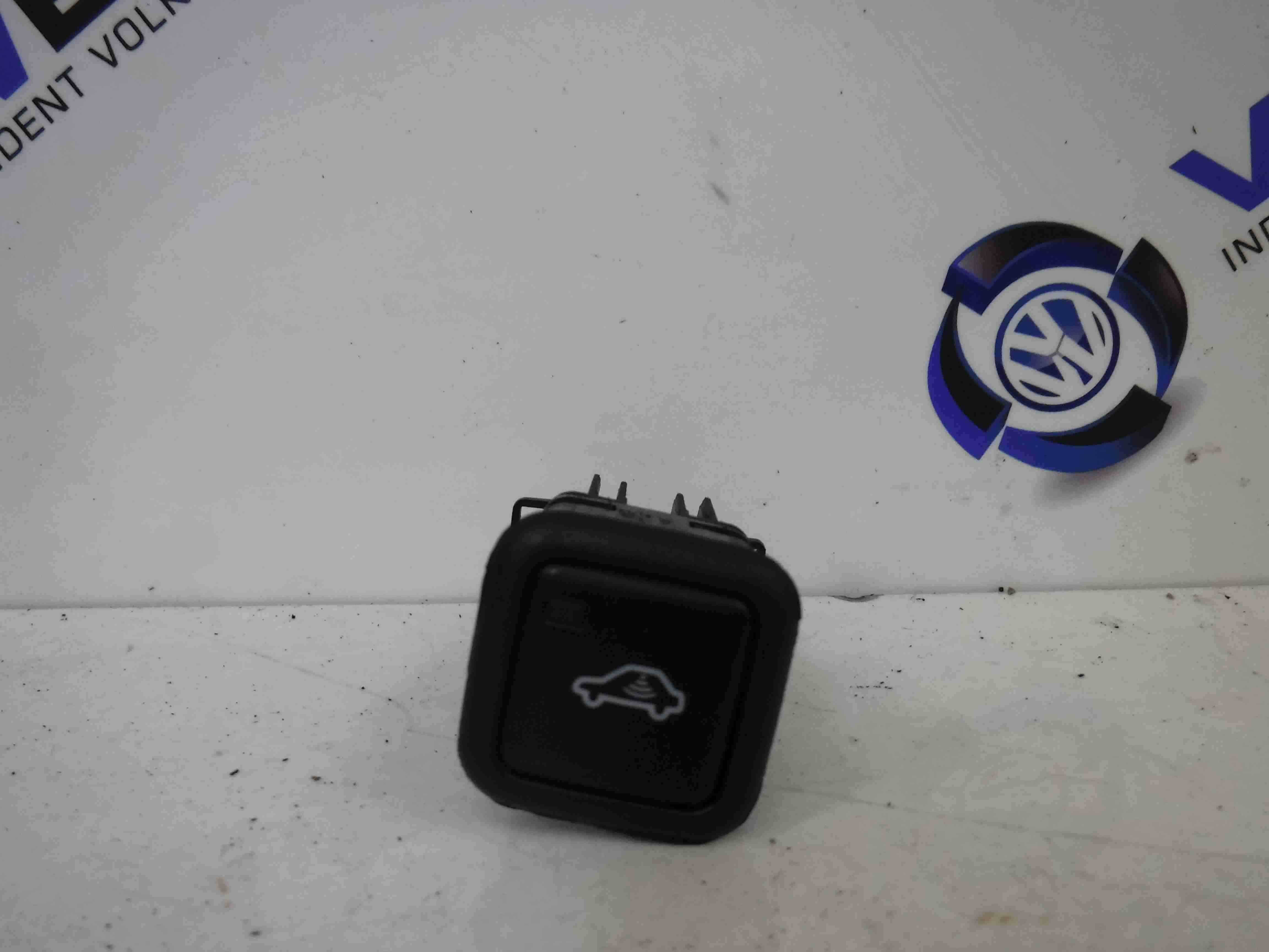 Volkswagen Golf MK4 1997-2004 Alarm Deactivation Switch Button 4B0962109A