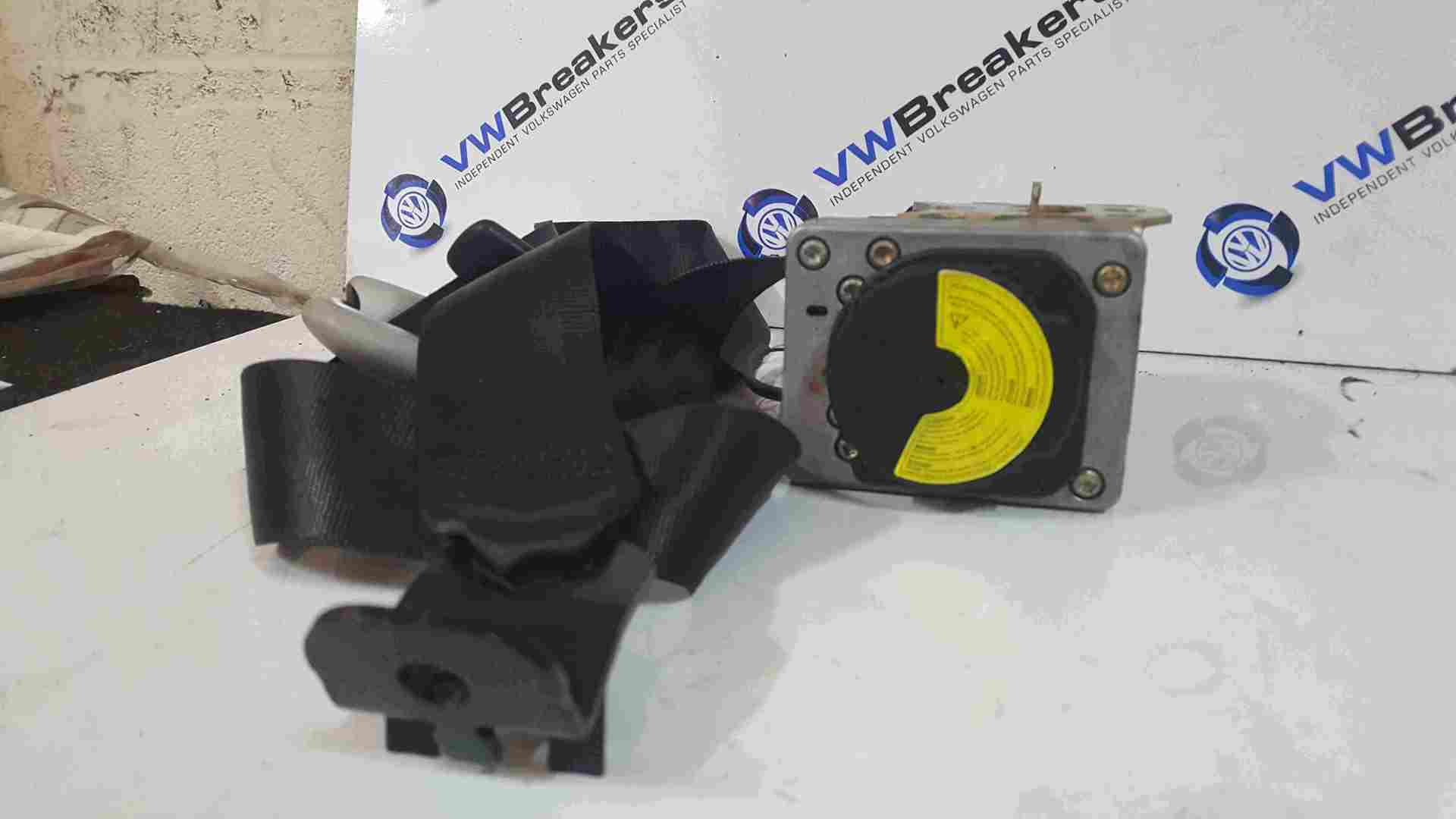 Volkswagen Golf MK4 1997-2004 Drivers OSF Front Seat Belt 5dr