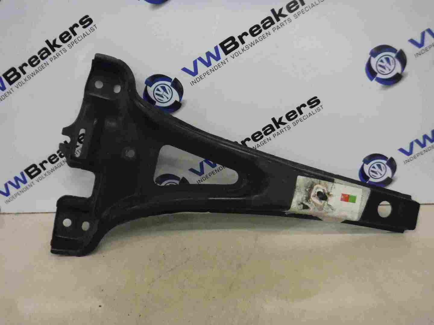 Volkswagen Golf MK4 1997-2004 Front Bumper Bonnet Lock Support