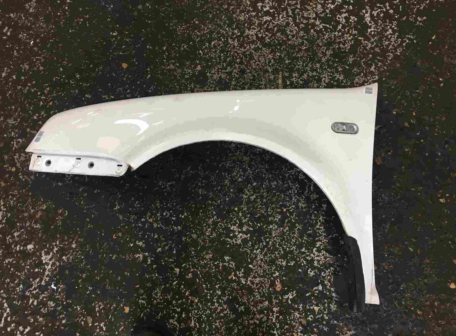 Volkswagen Golf MK4 1997-2004 Passenger NS Wing White LB9A
