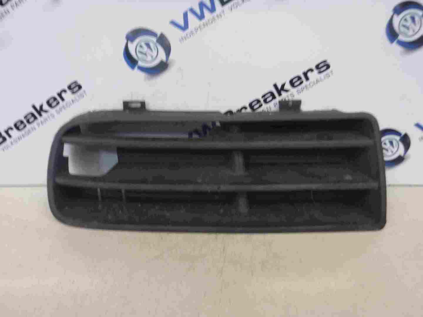 Volkswagen Golf MK4 1997-2004 Passenger NSF Front Bumper Grill Insert