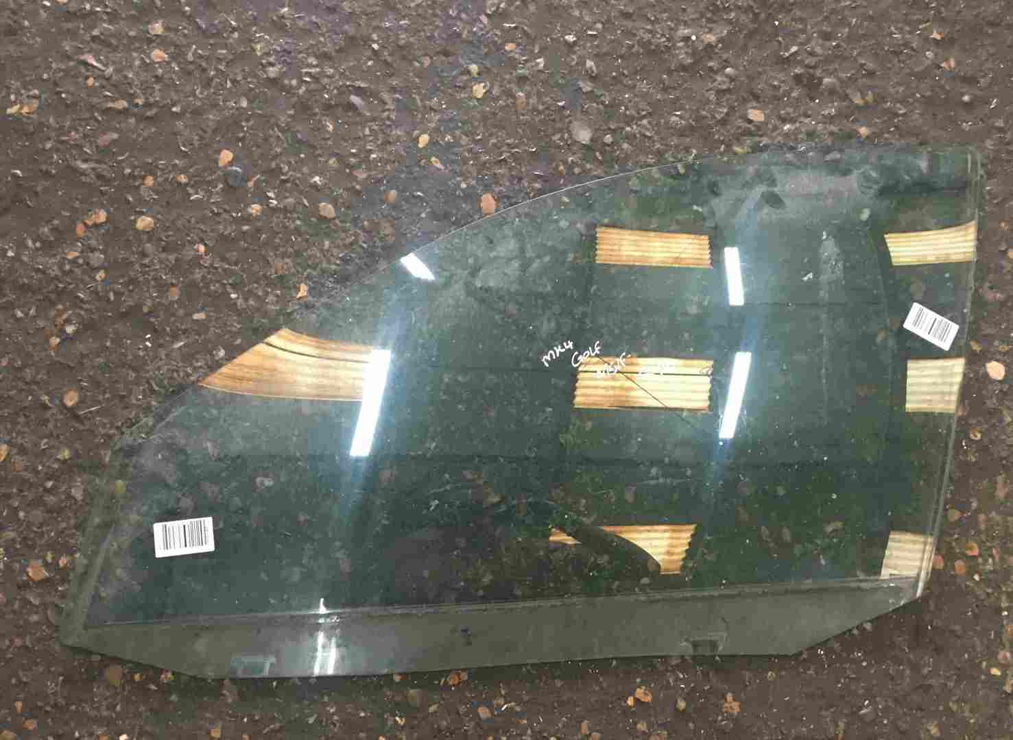 Volkswagen Golf MK4 1997-2004 Passenger NSF Window Glass 5dr