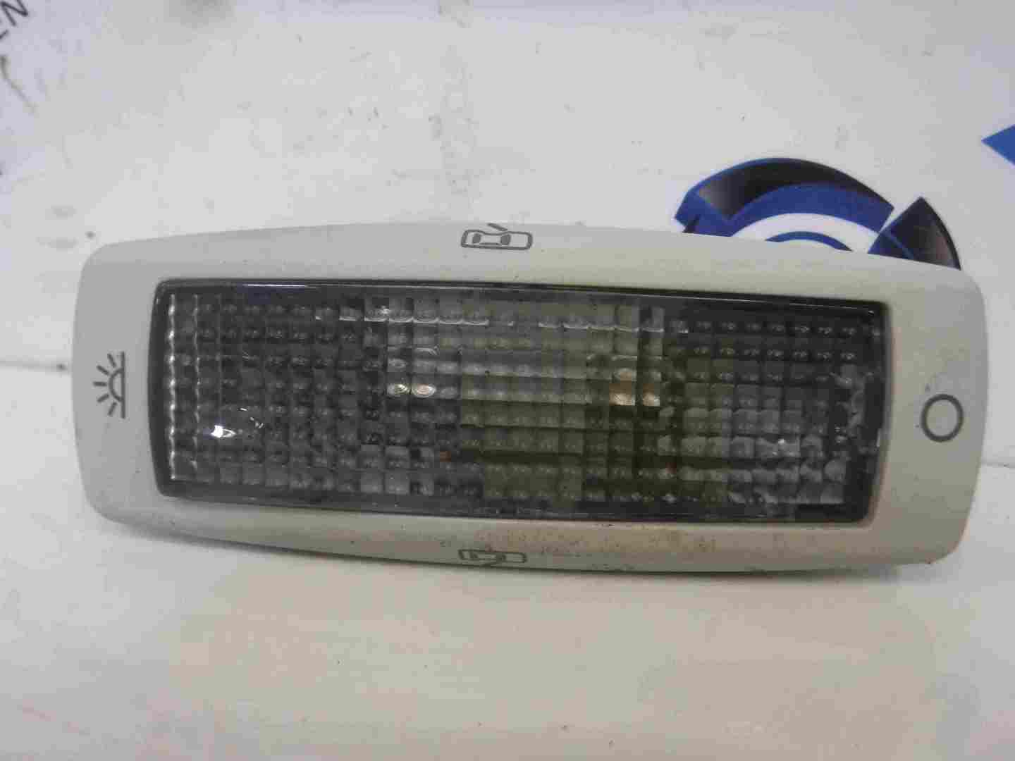 Volkswagen Golf MK4 1997-2004 Passenger NSR Rear Interior Light 3B0947291