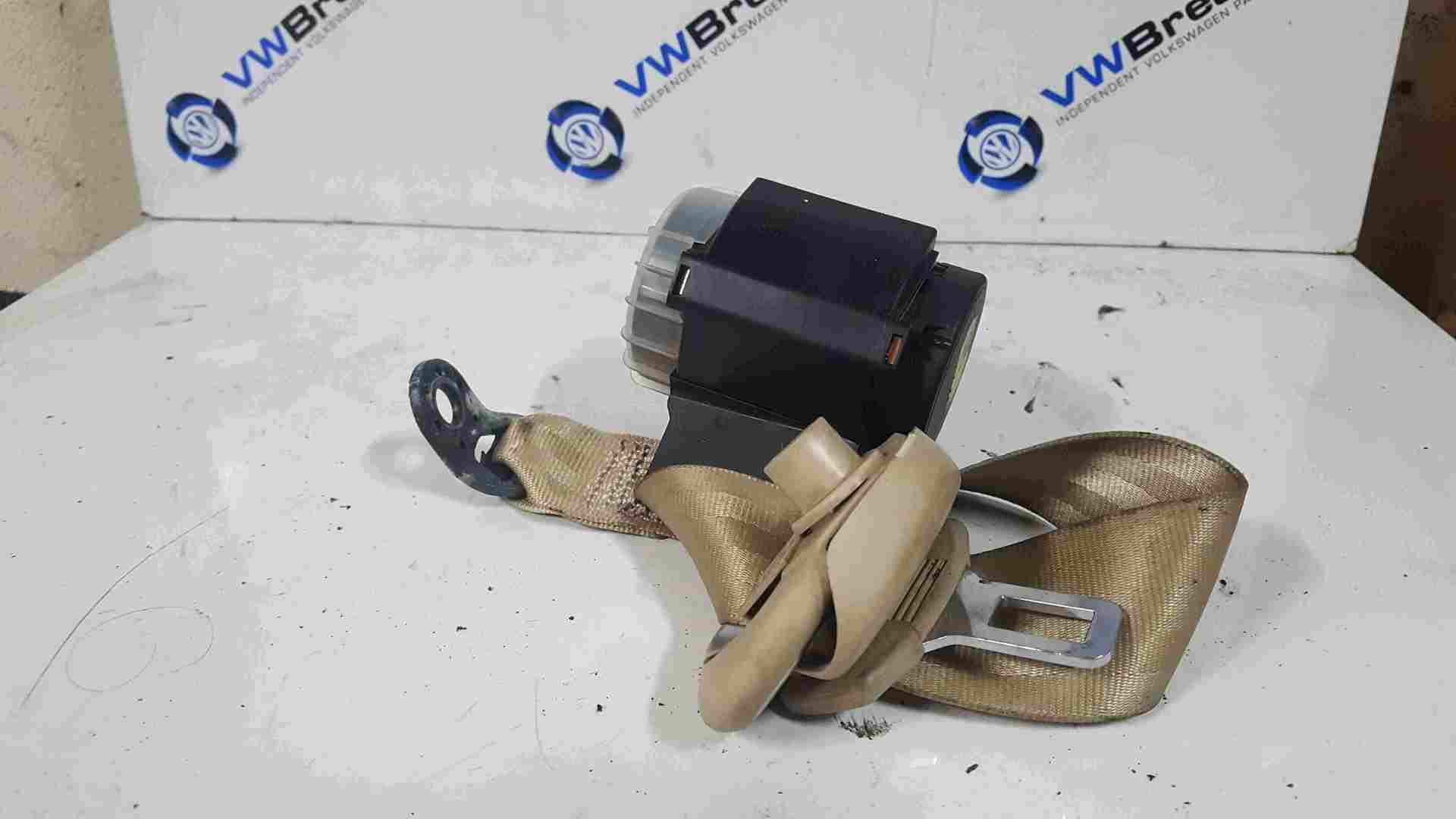 Volkswagen Golf MK4 1997-2004 Passenger NSR Rear Seat Belt Beige