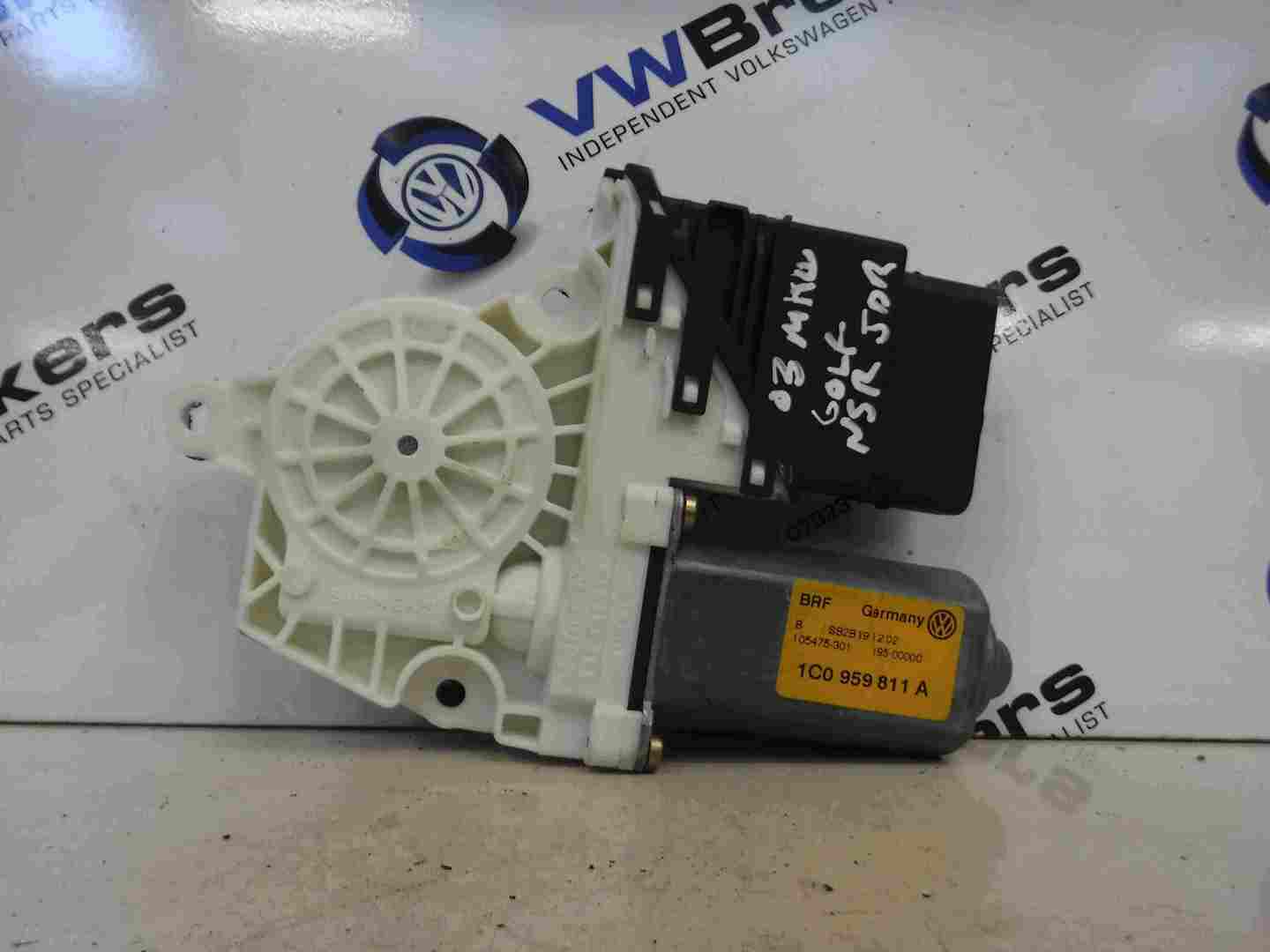 Volkswagen Golf MK4 1997-2004 Passenger NSR Rear Window Motor 5dr 1C0959811A
