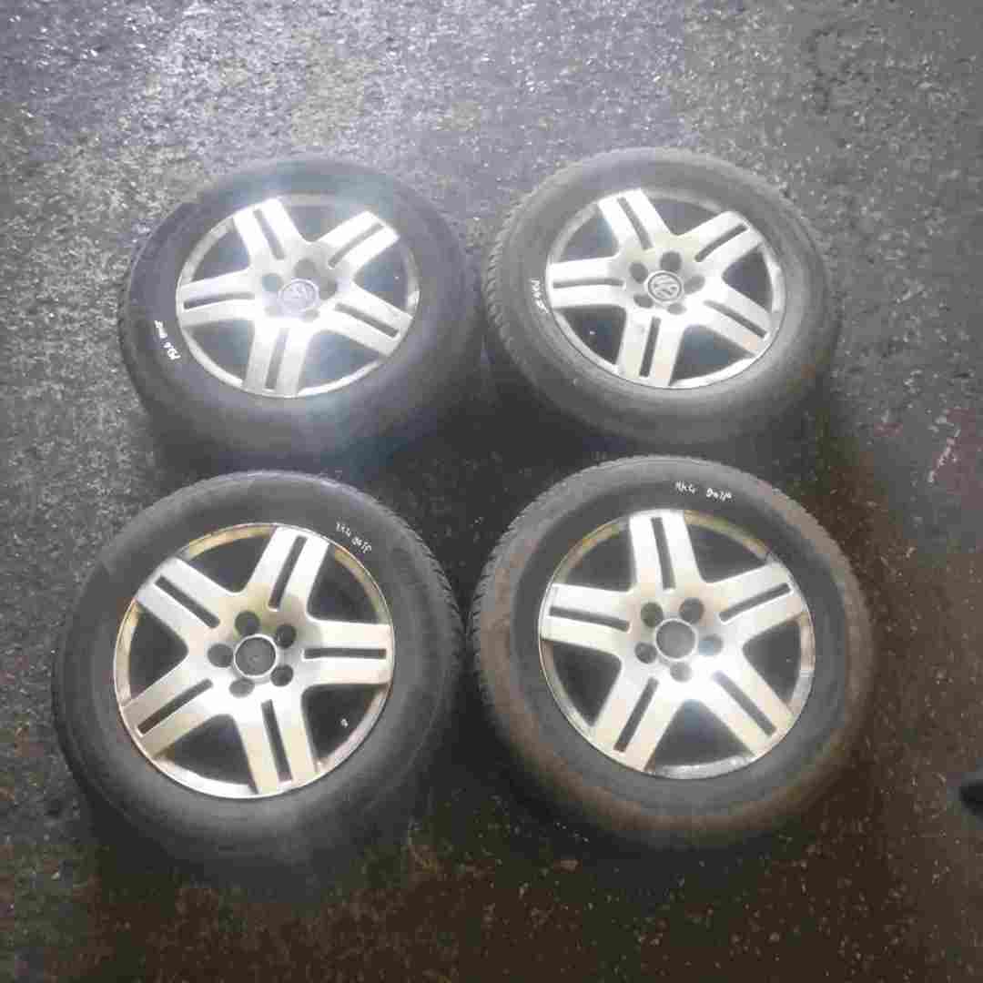Volkswagen Golf MK4 1997-2004 Ronal Alloy Wheels Set X4 15inch 3/5 ronal
