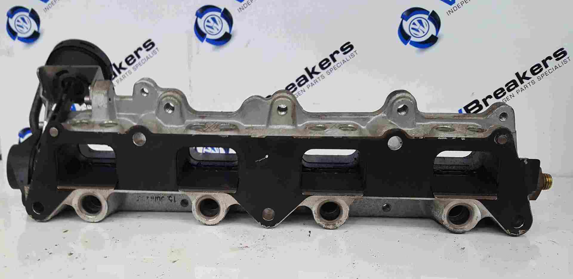 Volkswagen Golf MK5 2003-2009 1.6 FSi Injector Rail + Sensor