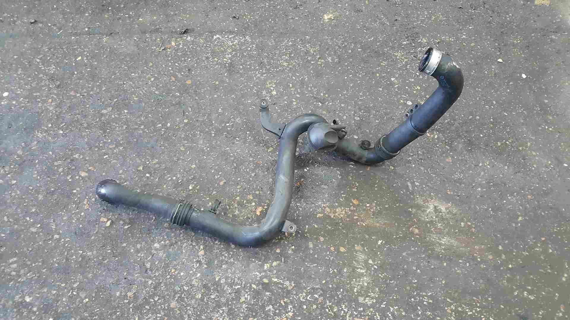 Volkswagen Golf MK5 2003-2009 1.9 TDi Air Intake Turbo Intercooler Hose Pipe
