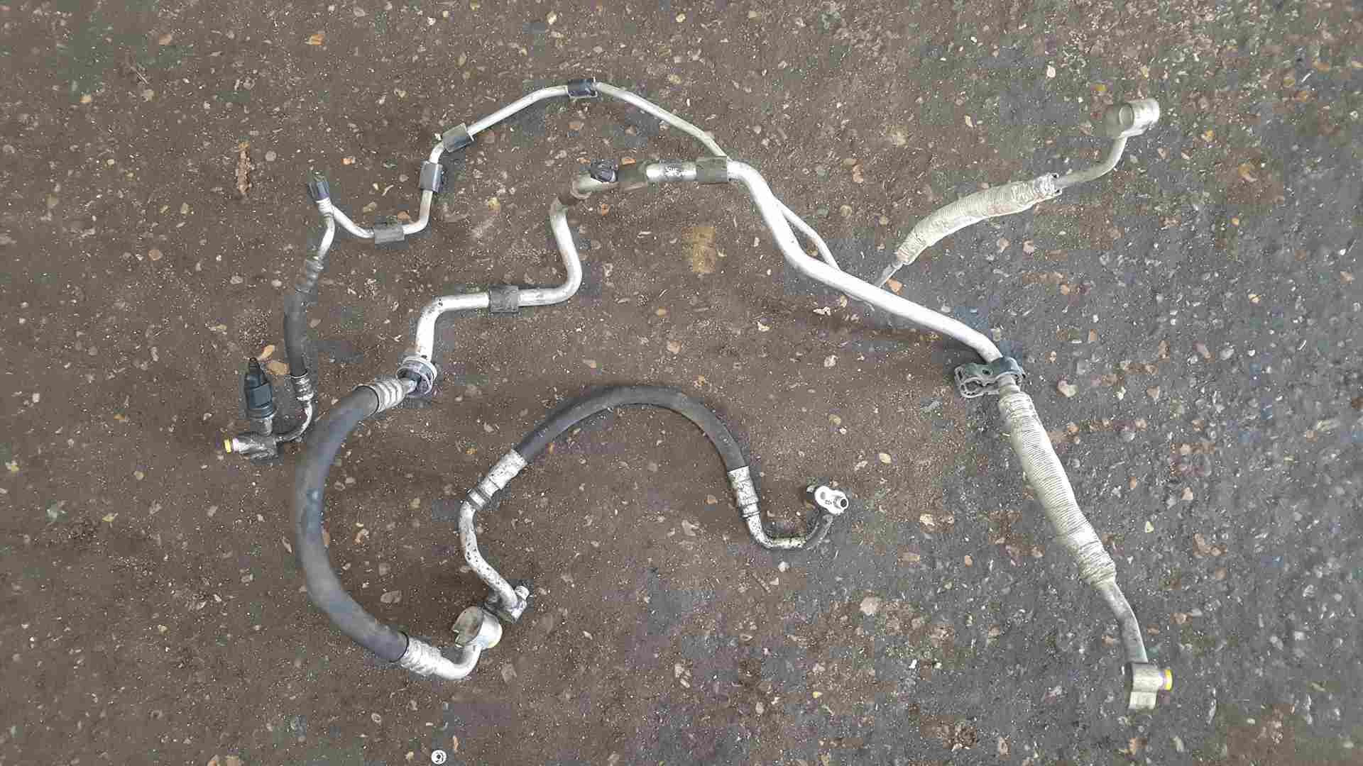 Volkswagen Golf MK5 2003-2009 1.9 TDI Aircon Pipes BKC SET x3