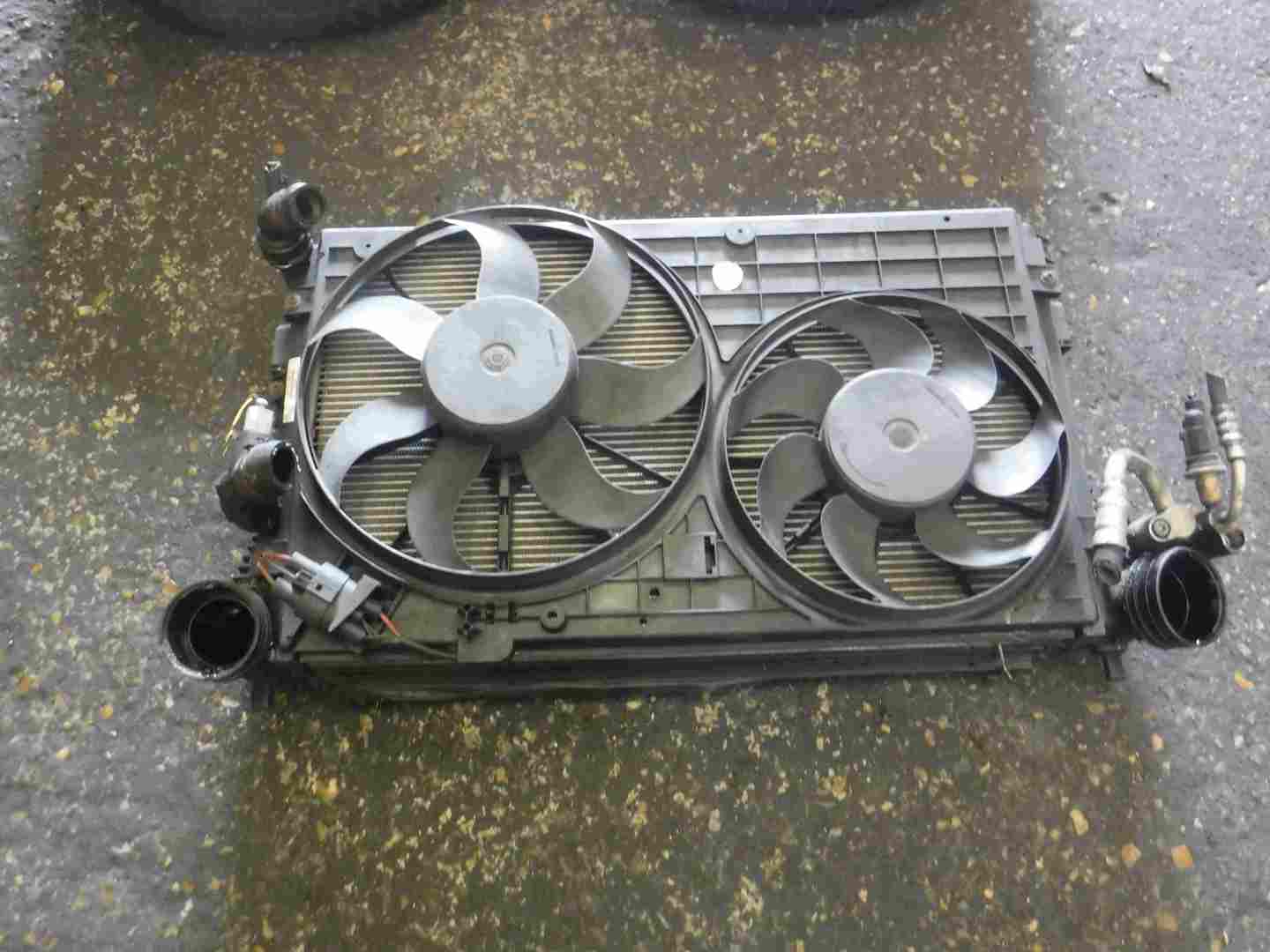 Volkswagen Golf MK5 + Bora 2003-2009 1.9 TDi Radiator Rad Pack + Cooling Fan