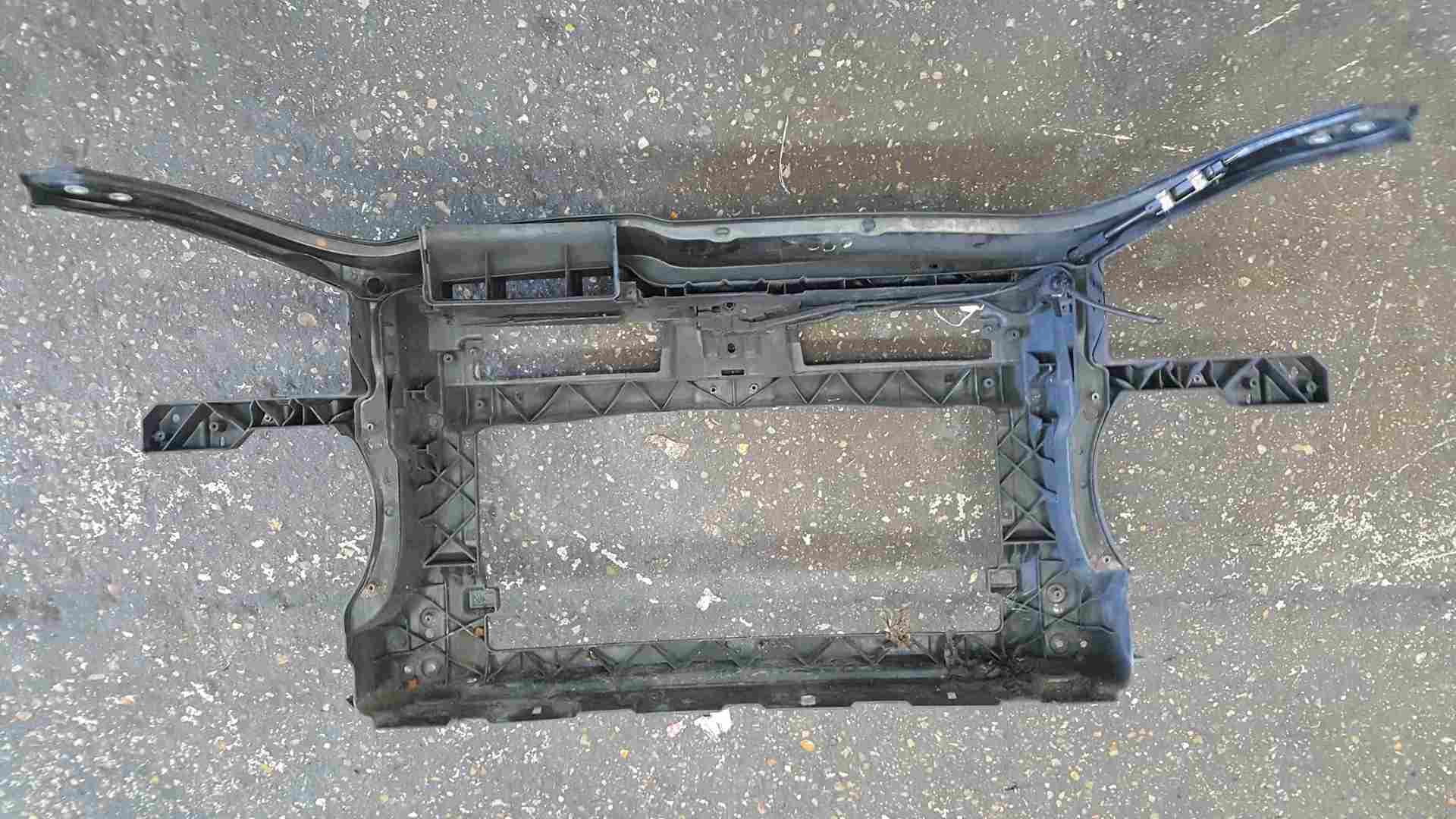 Volkswagen Golf MK5 2003-2009 2.0 TDi Front Slam Panel Support 5K0805588A