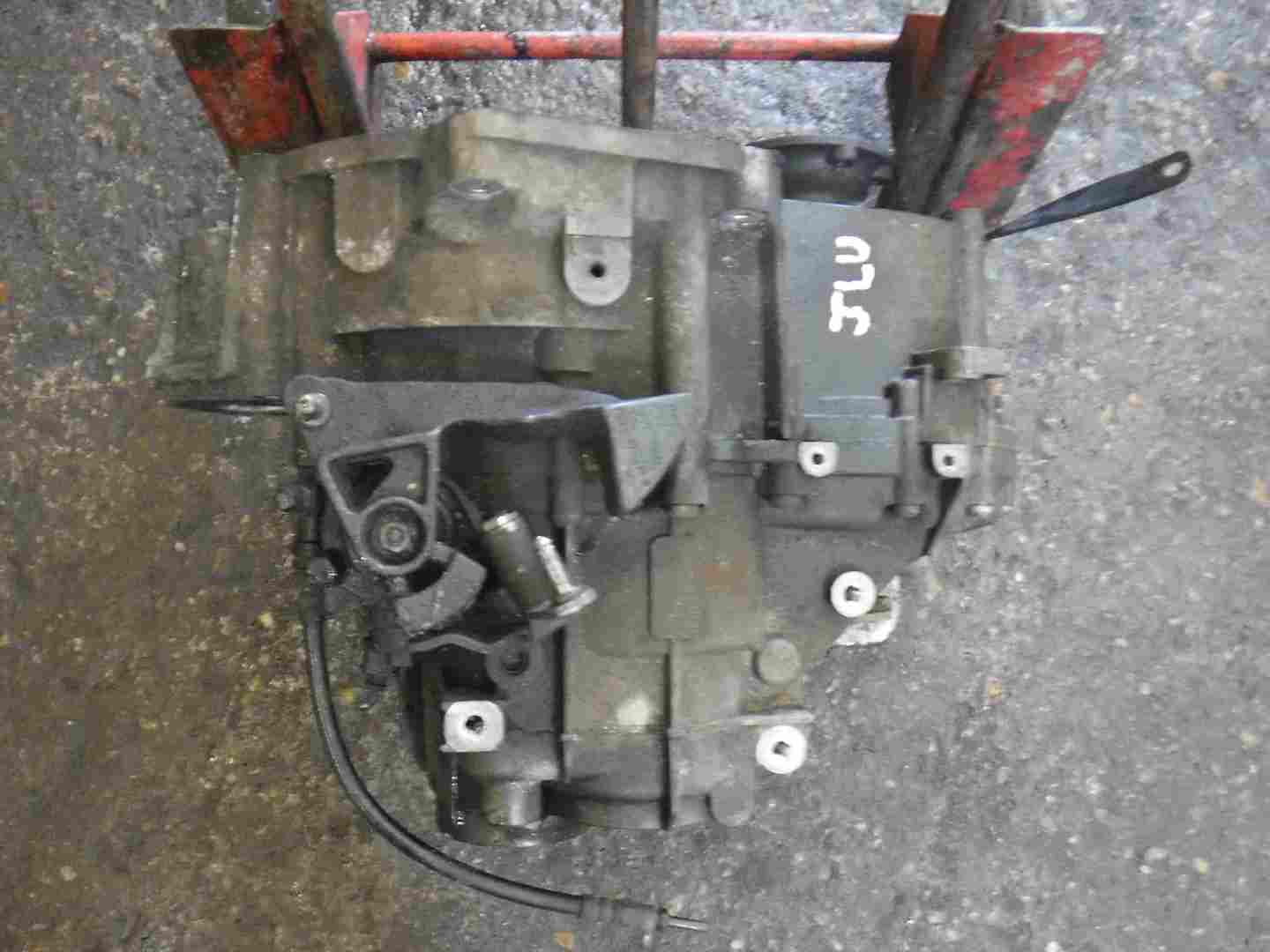 Volkswagen Golf MK5 20032009 2.0 TDI Gearbox JLU Store Used