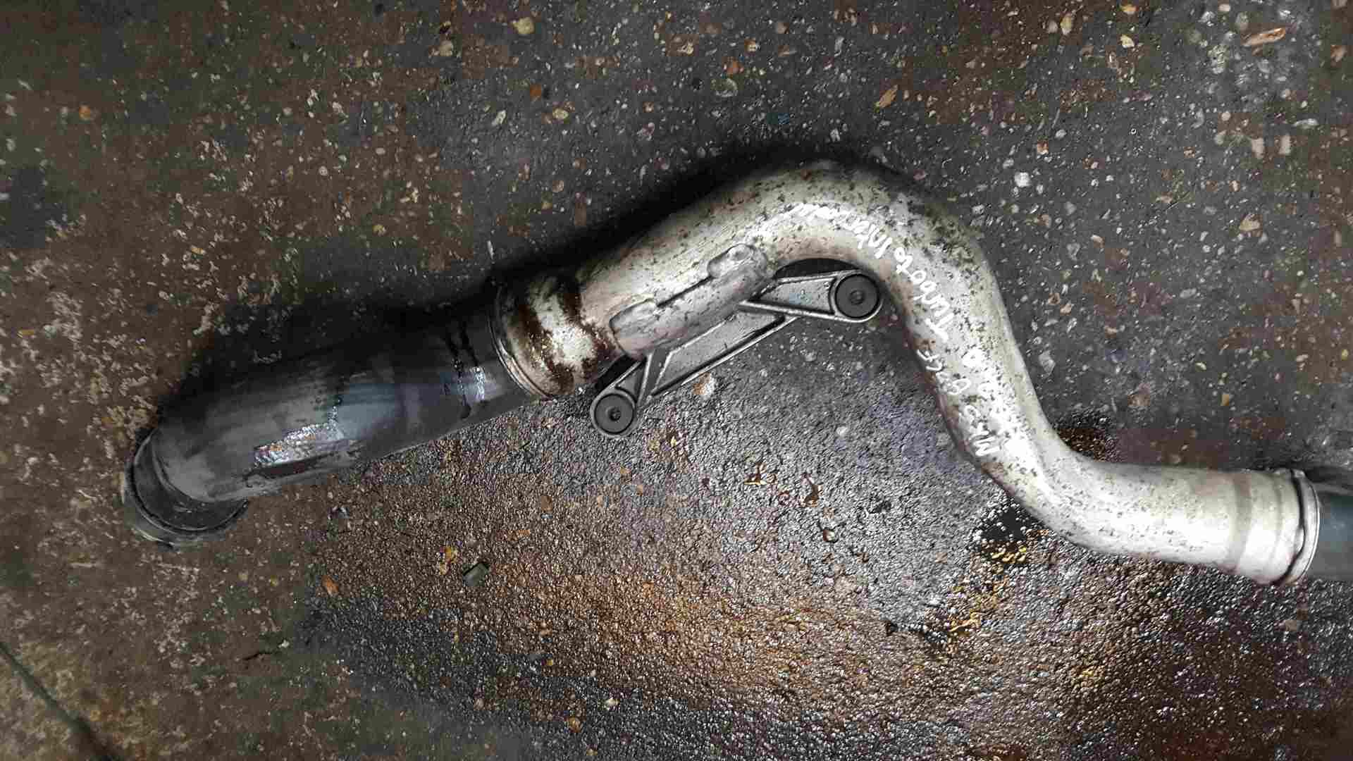 Volkswagen Golf MK5 2003-2009 2.0 TDi Turbo To Intercooler Pipe 1T0145790E